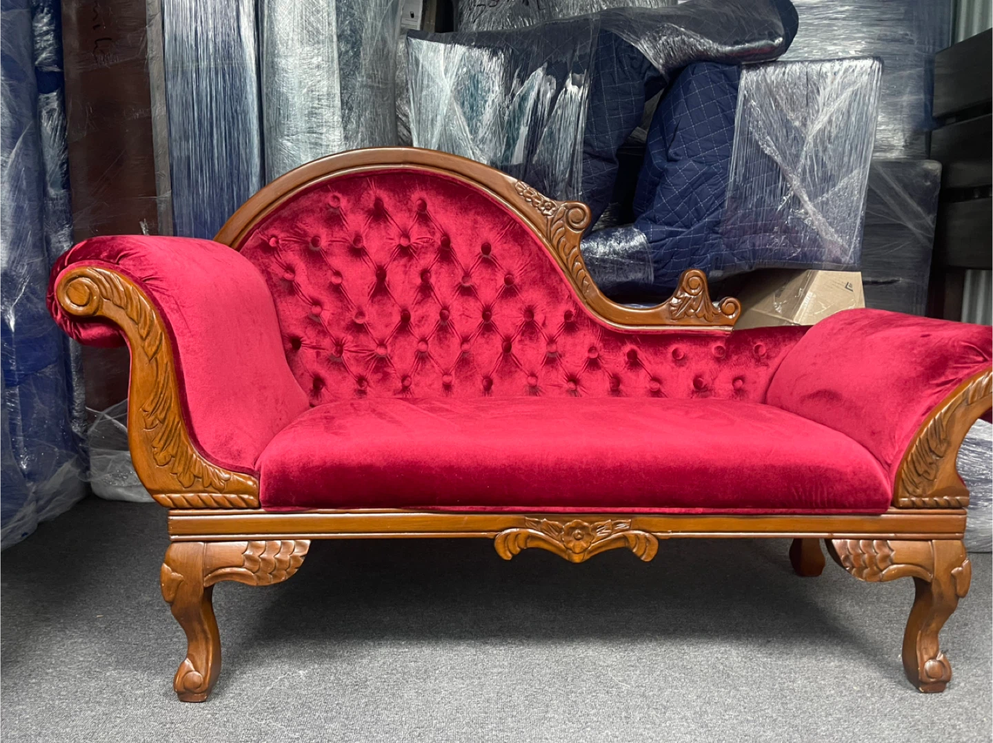 Red Velvet Chaise Lounge - photo 2