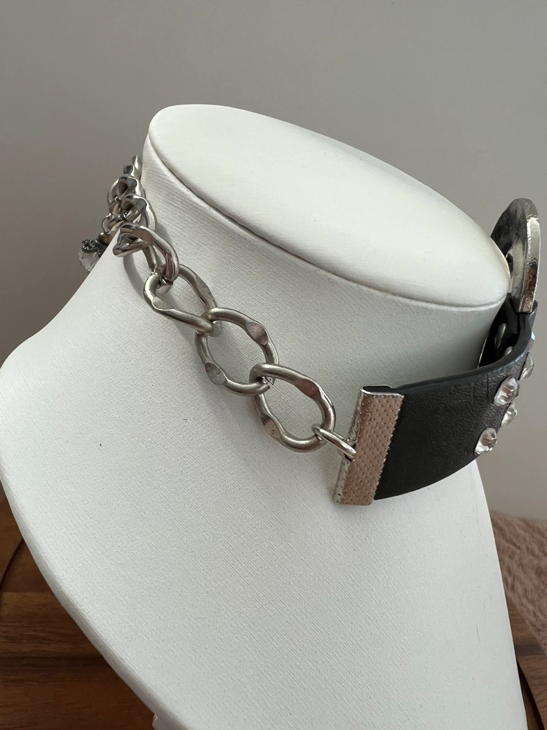Black Leather & Rhinestone Choker - photo 5