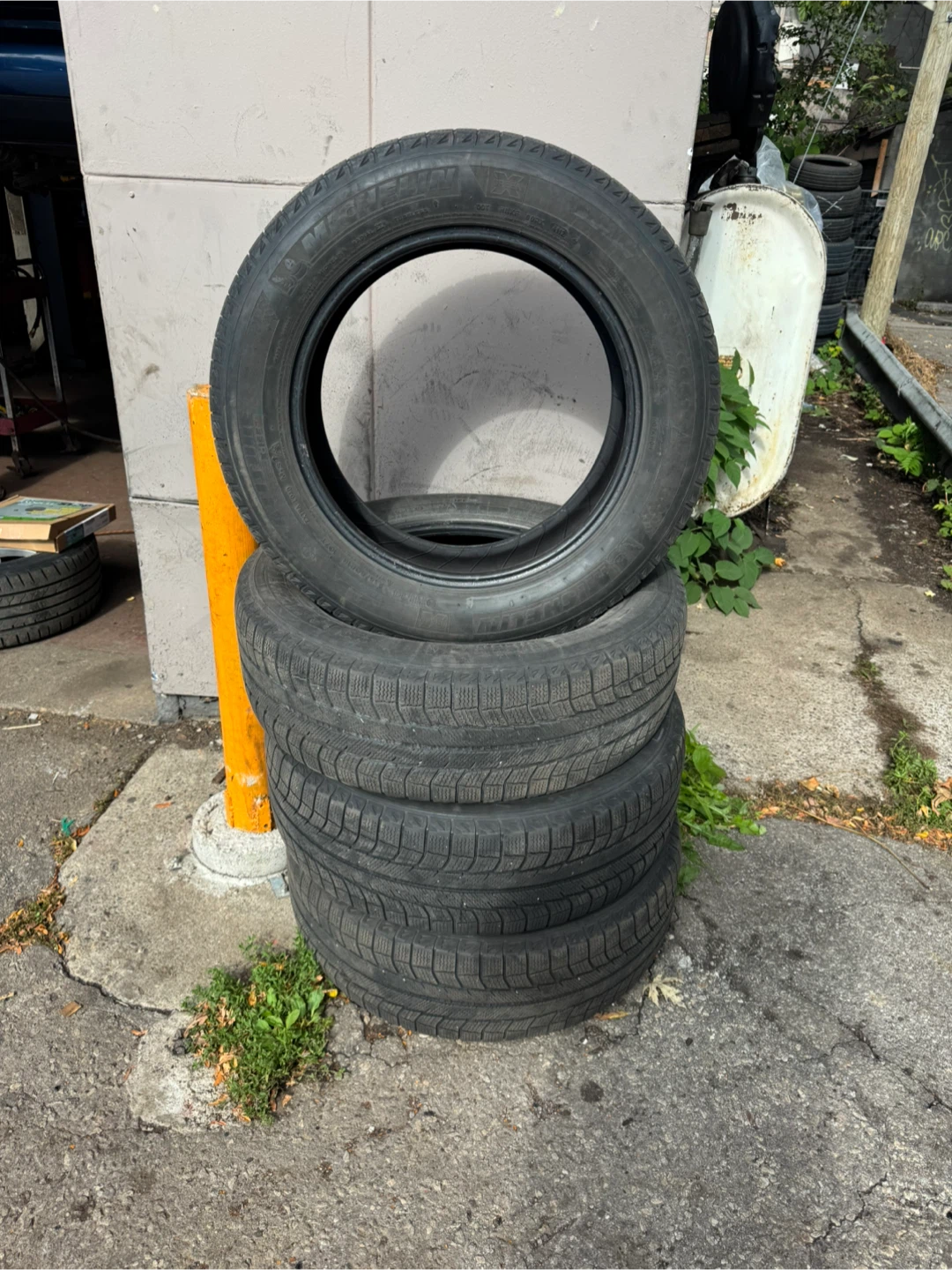 Set of 4 Winter Tires - 235/60R18