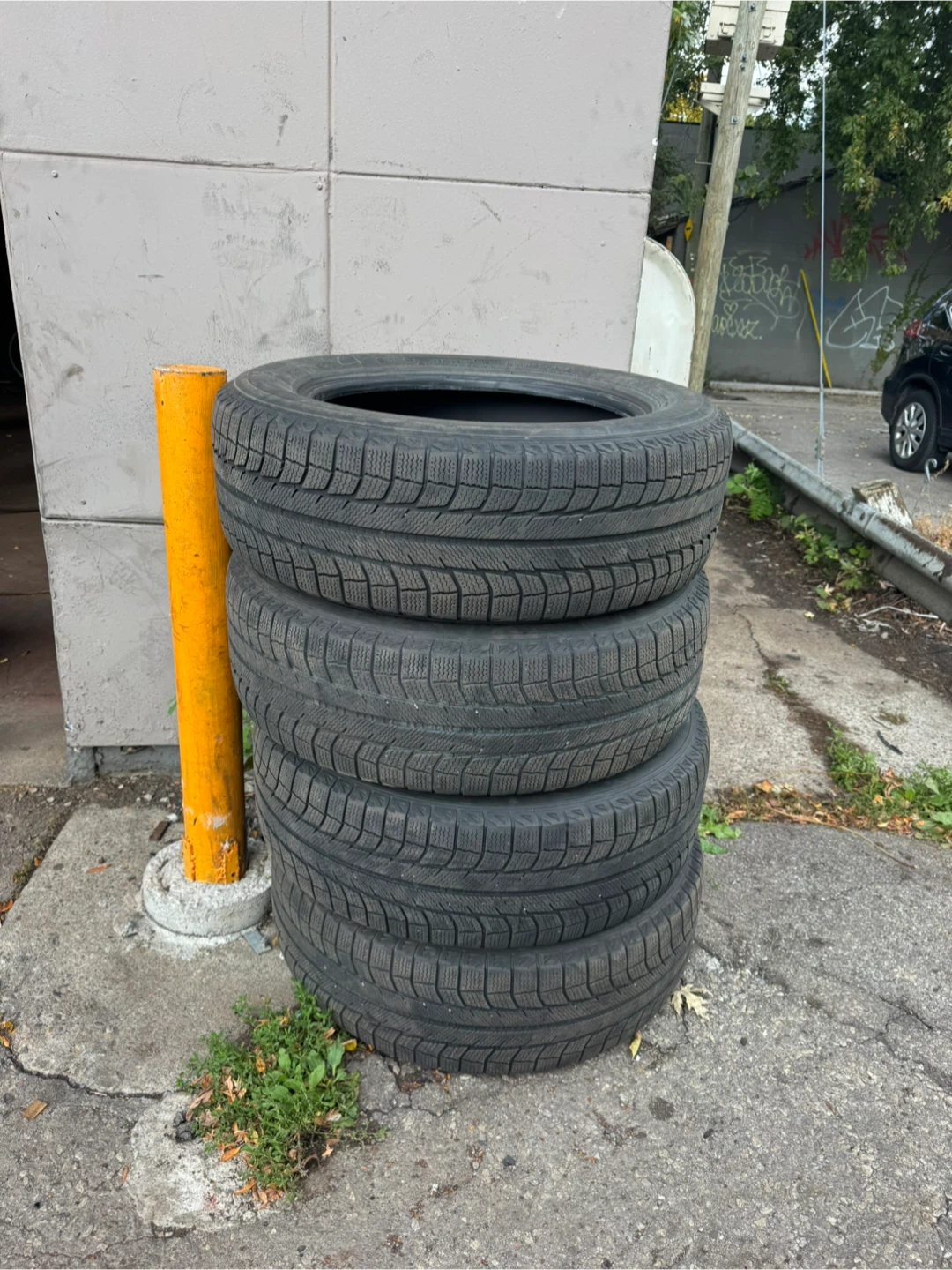 Set of 4 Winter Tires - 235/60R18 - photo 4