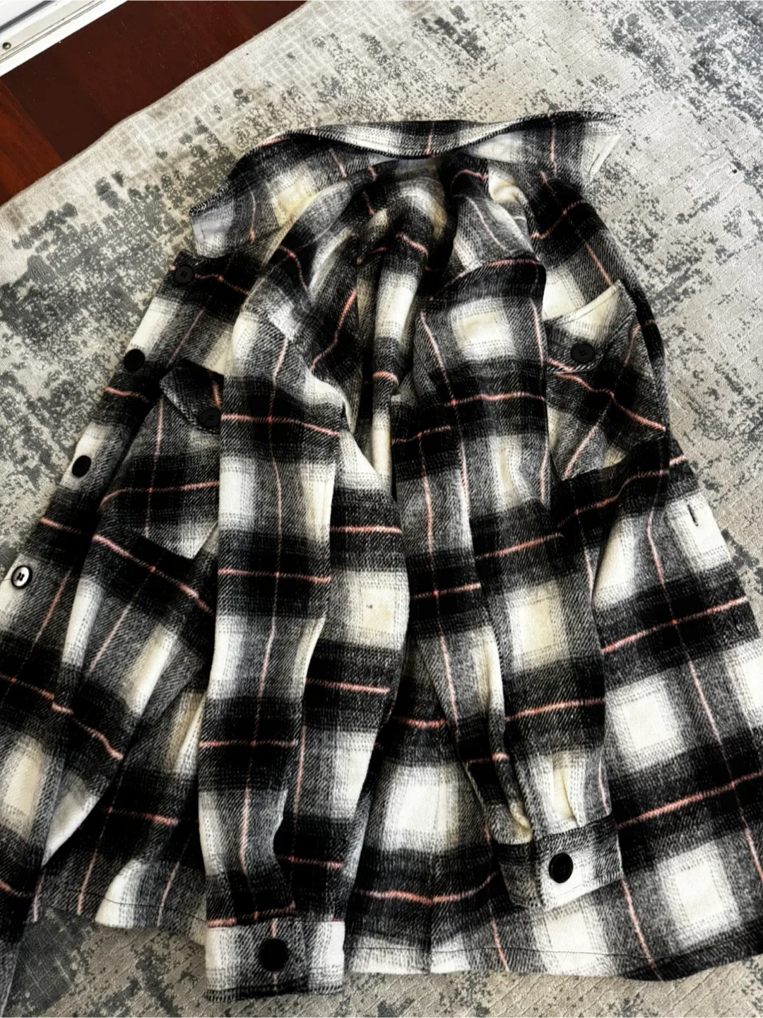 Wool plaid shacket by Marisa – soft and like new image indicator(2)
