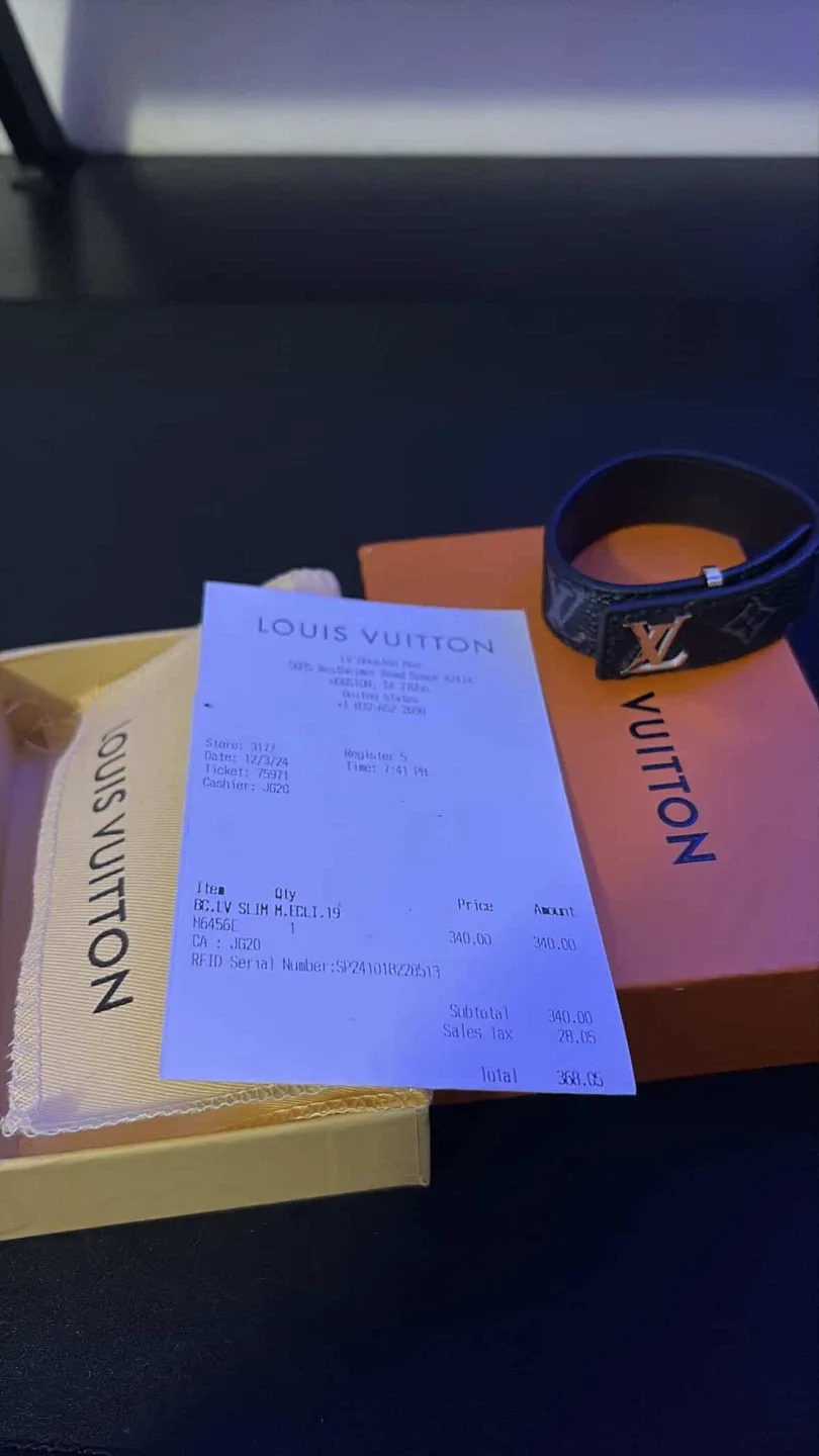 Louis Vuitton LV Slim Bracelet image indicator(4)