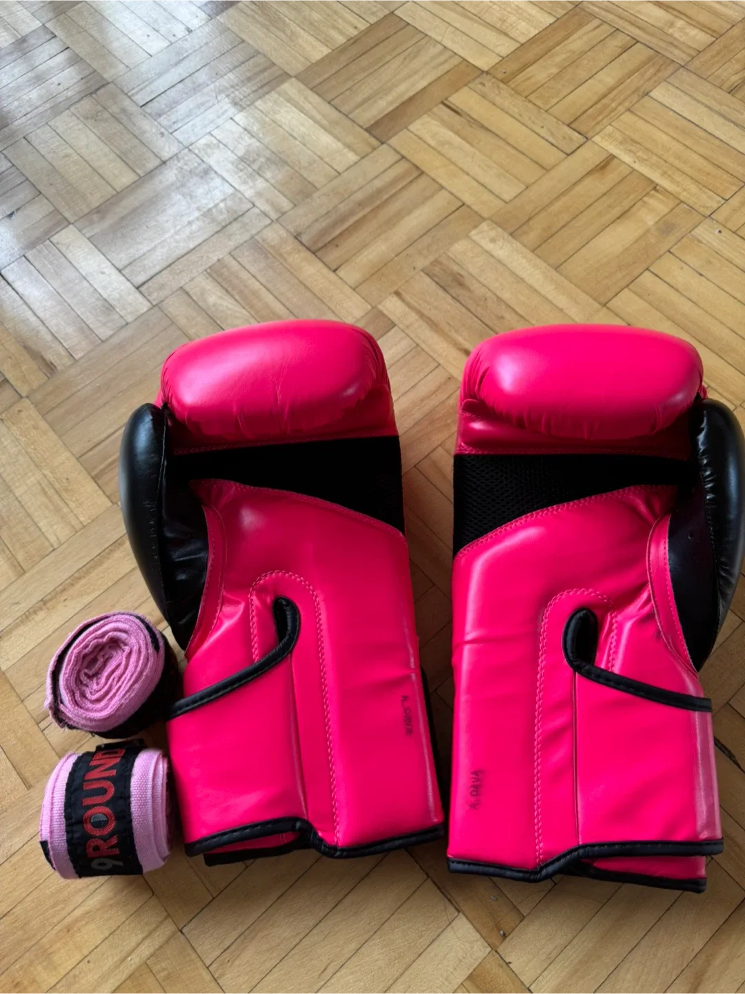Pink Boxing Gloves & Hand Wraps Set image indicator(2)