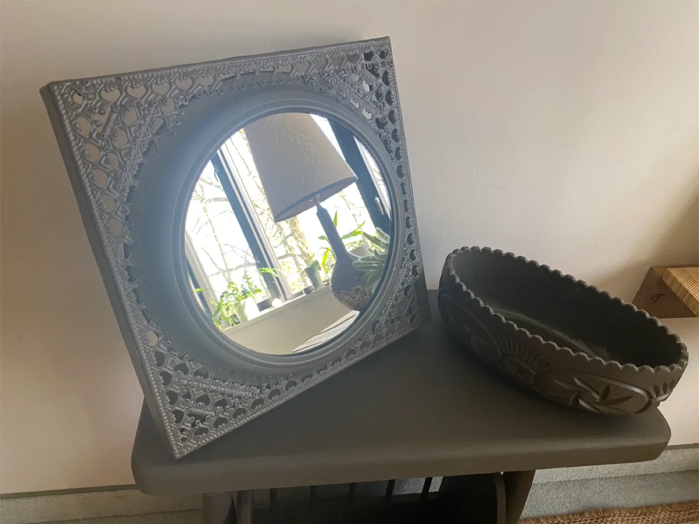 Vintage Wood Magazine Table Set – Matching Mirror & Bowl image indicator(2)