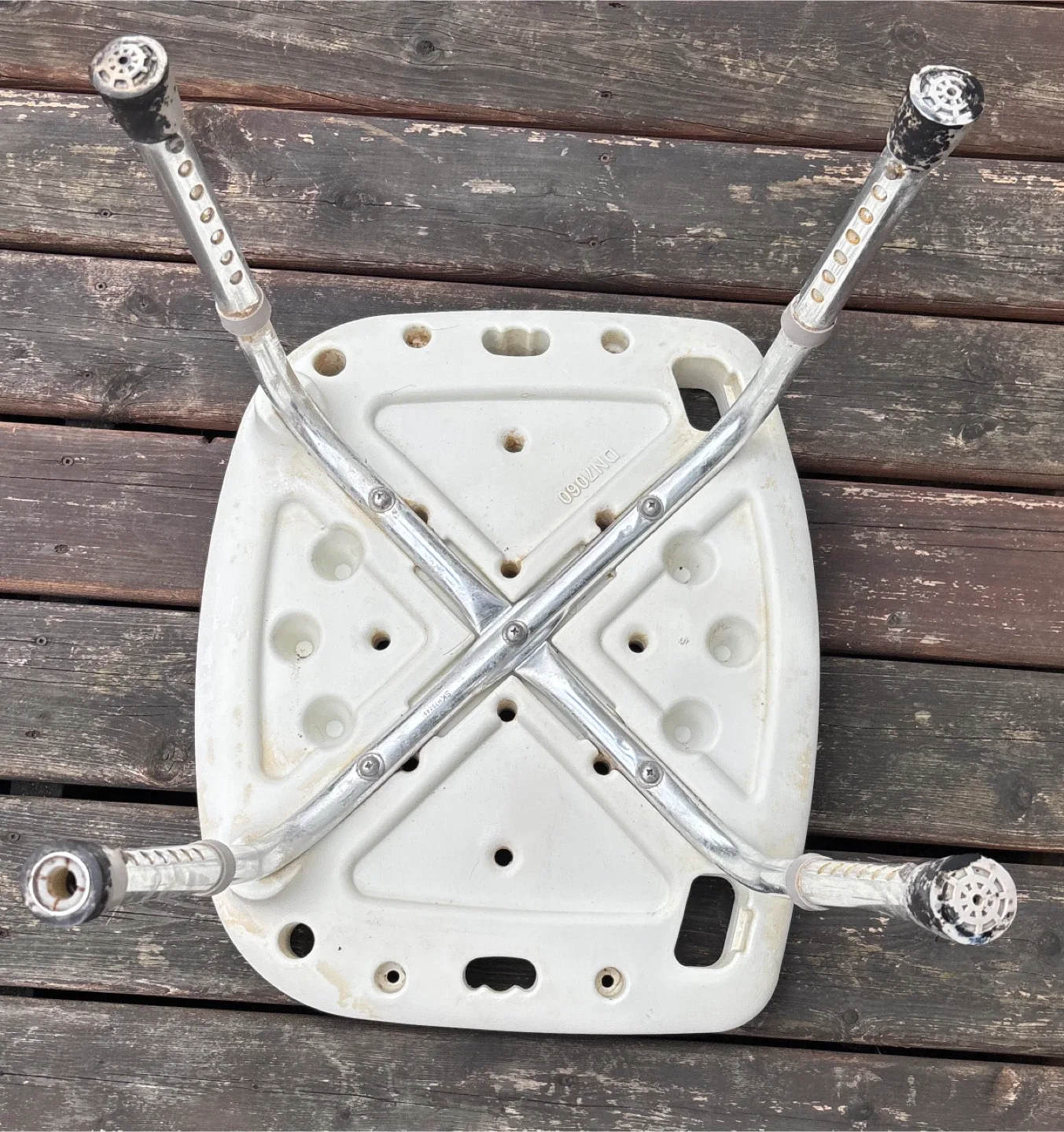 Bath/Shower Chair - with large seat & adjustable height image indicator(4)