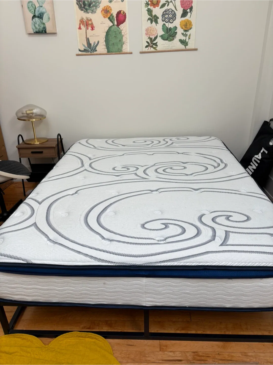 Full Size Mattress w/ Frame image indicator(3)