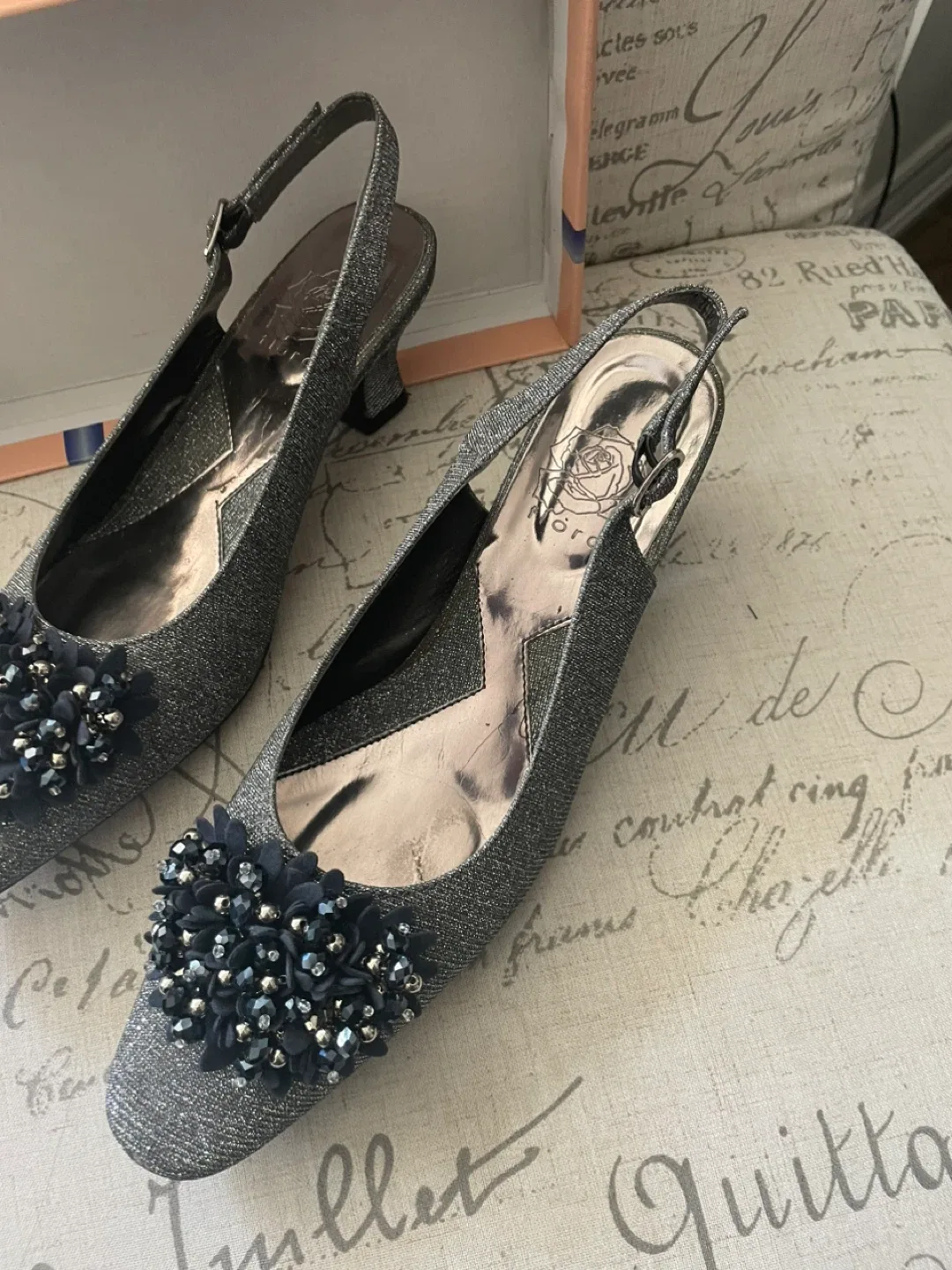 Fazpaz Pewter Slingback Heels - Size 7 image indicator(3)