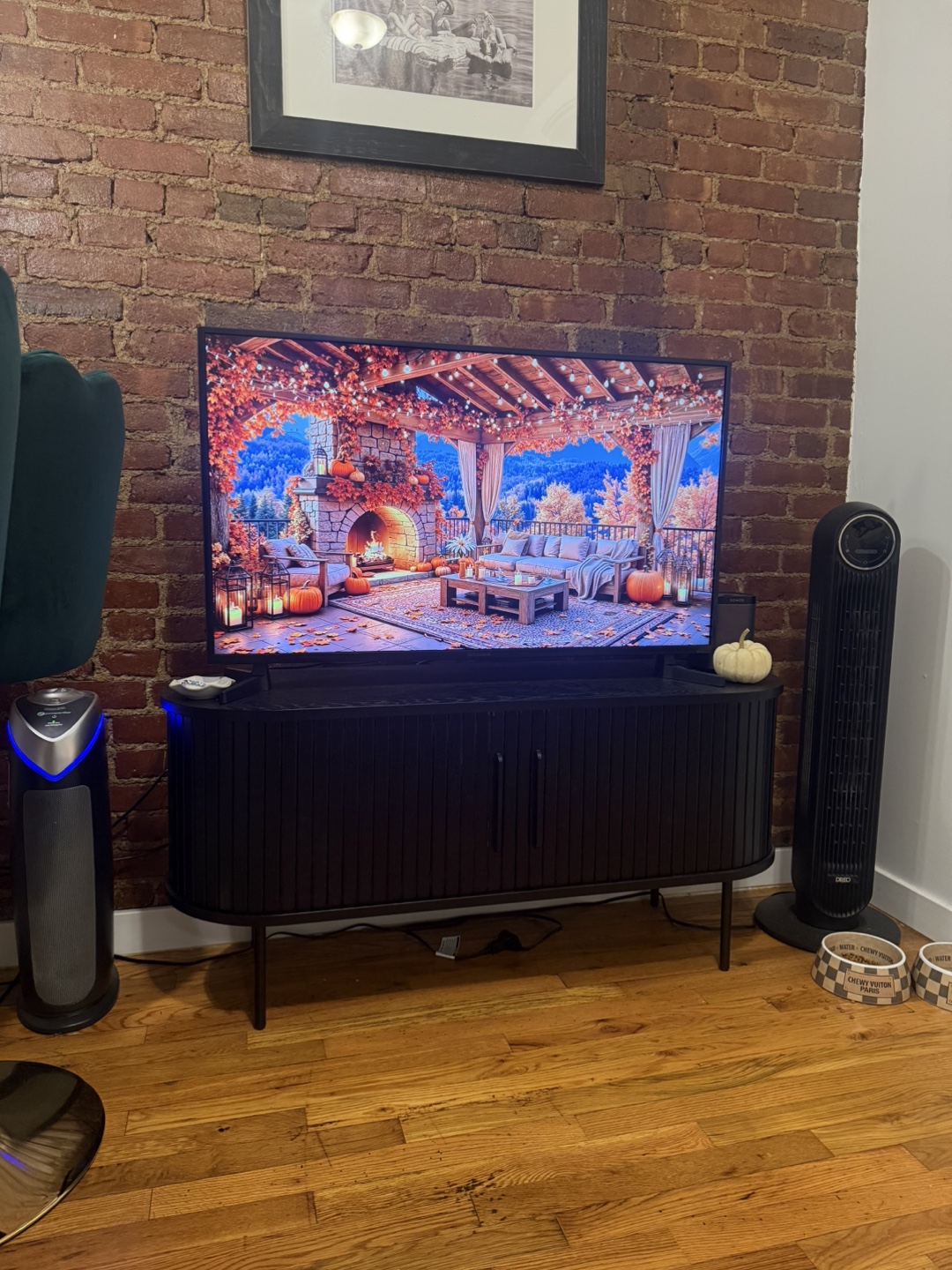 43” Smart Fire TV - 4K UHD with Alexa Voice Remote - photo 2