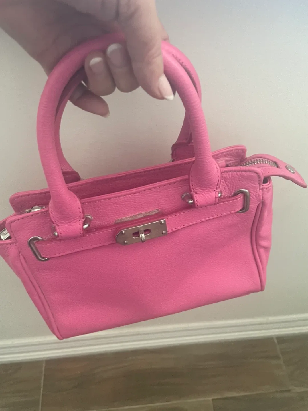 Danier Genuine Leather Pink Mini Bag image indicator(6)