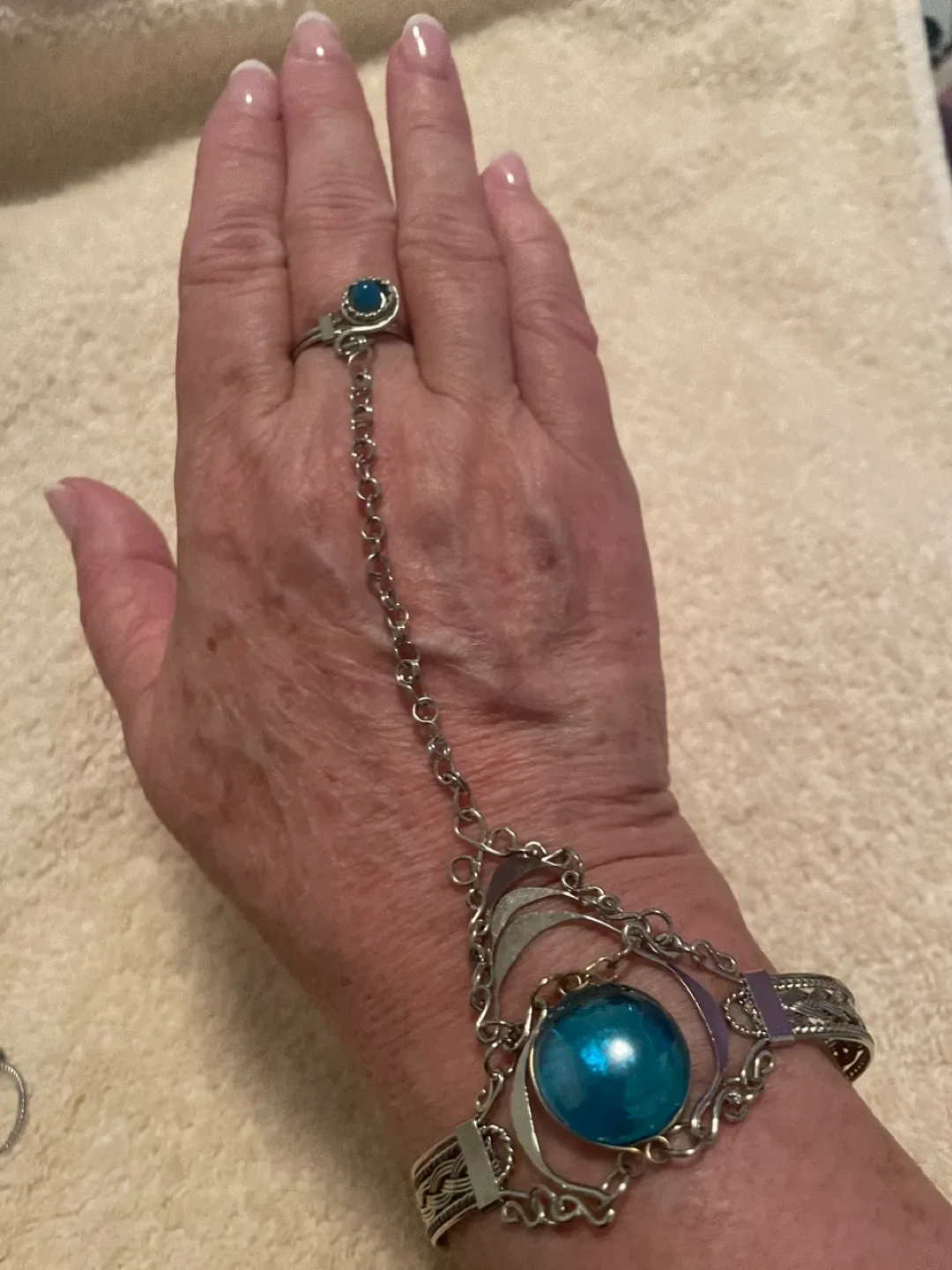 Hand Chain Bracelet with Ring & Blue Stone image indicator(3)