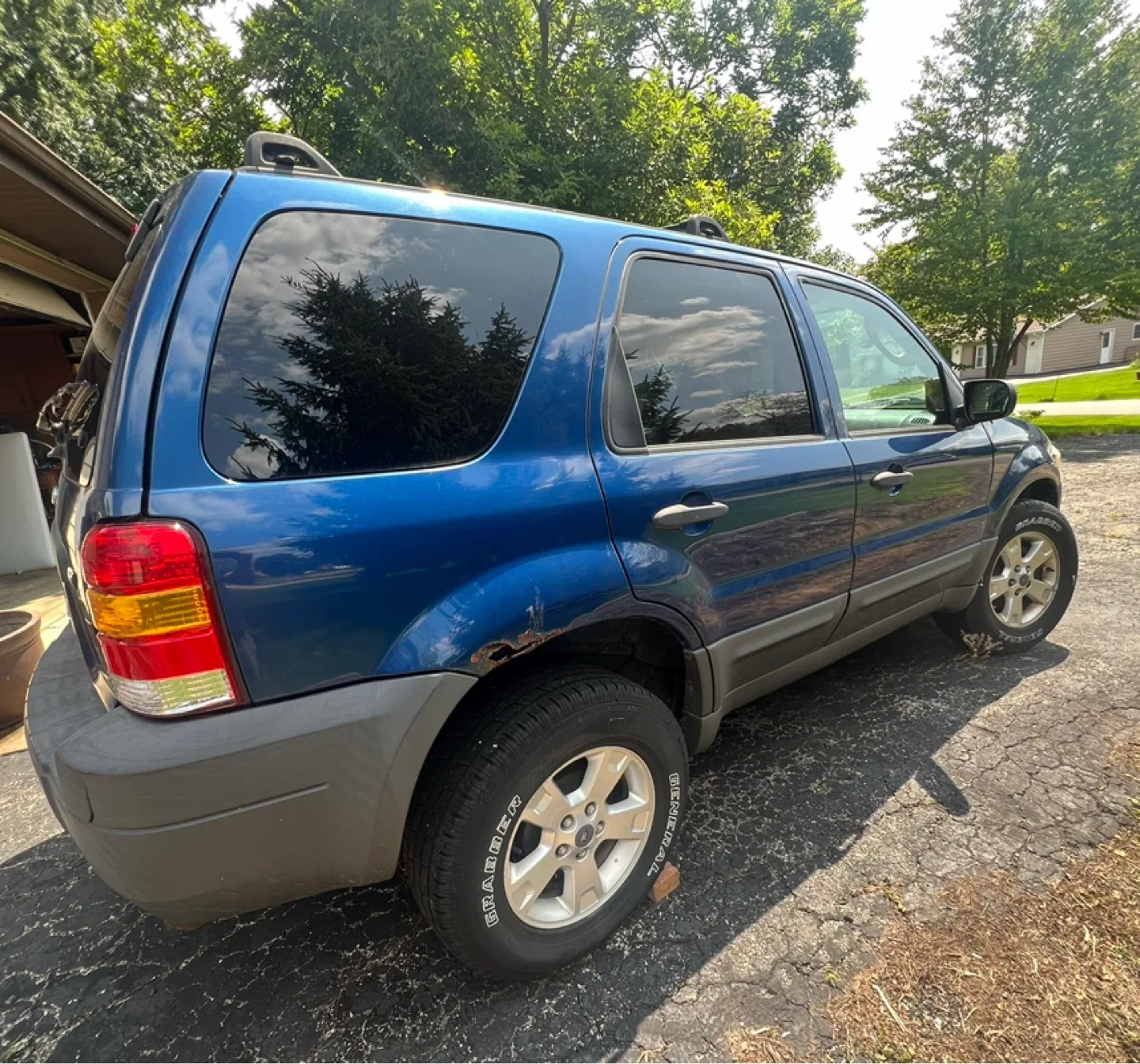 Ford Escape2007   XLT Blue SUV image indicator(3)