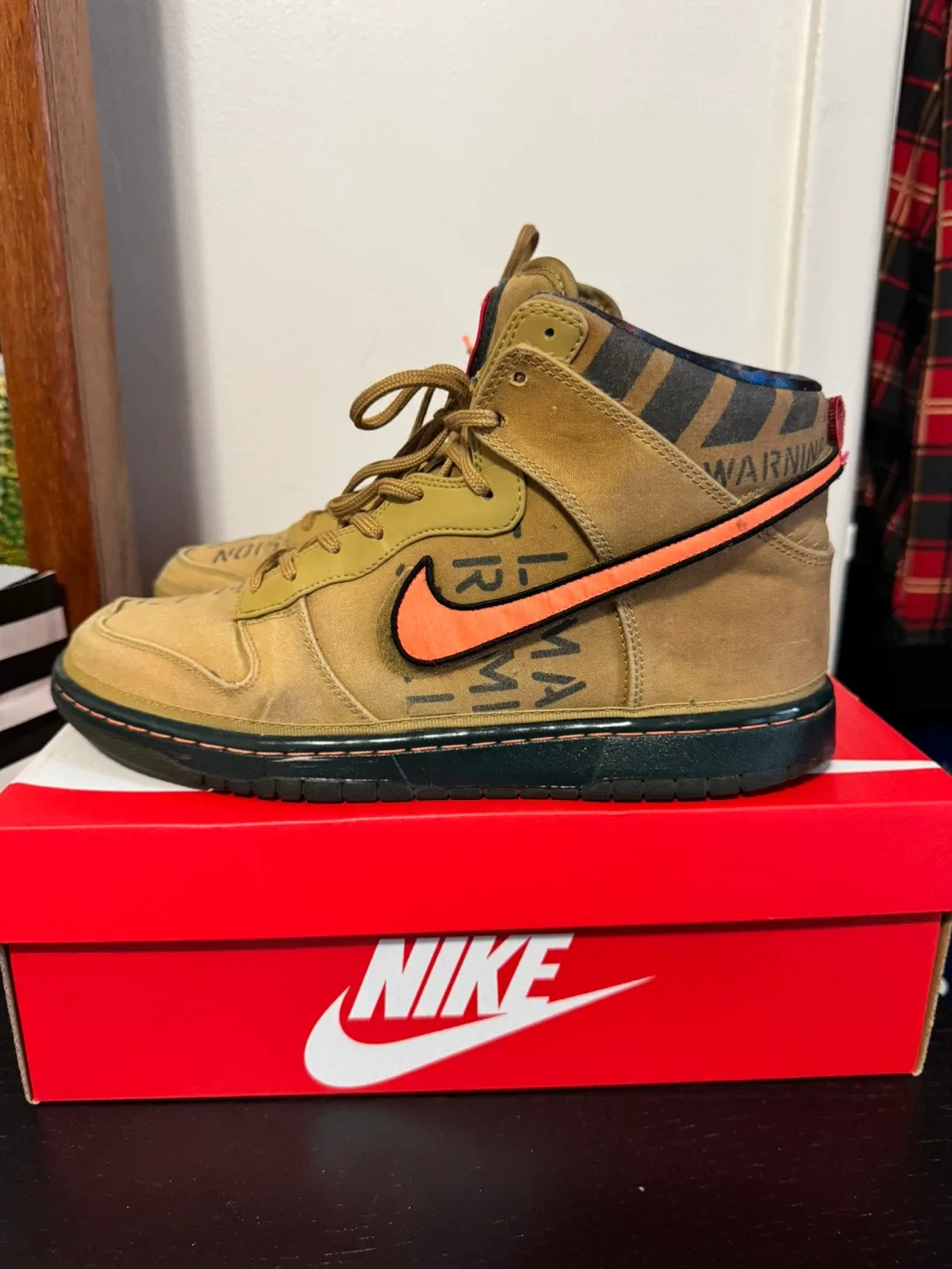 Nike Dunk High Premium Qs ‘Galaxy’ (2011) 11US thumbnail