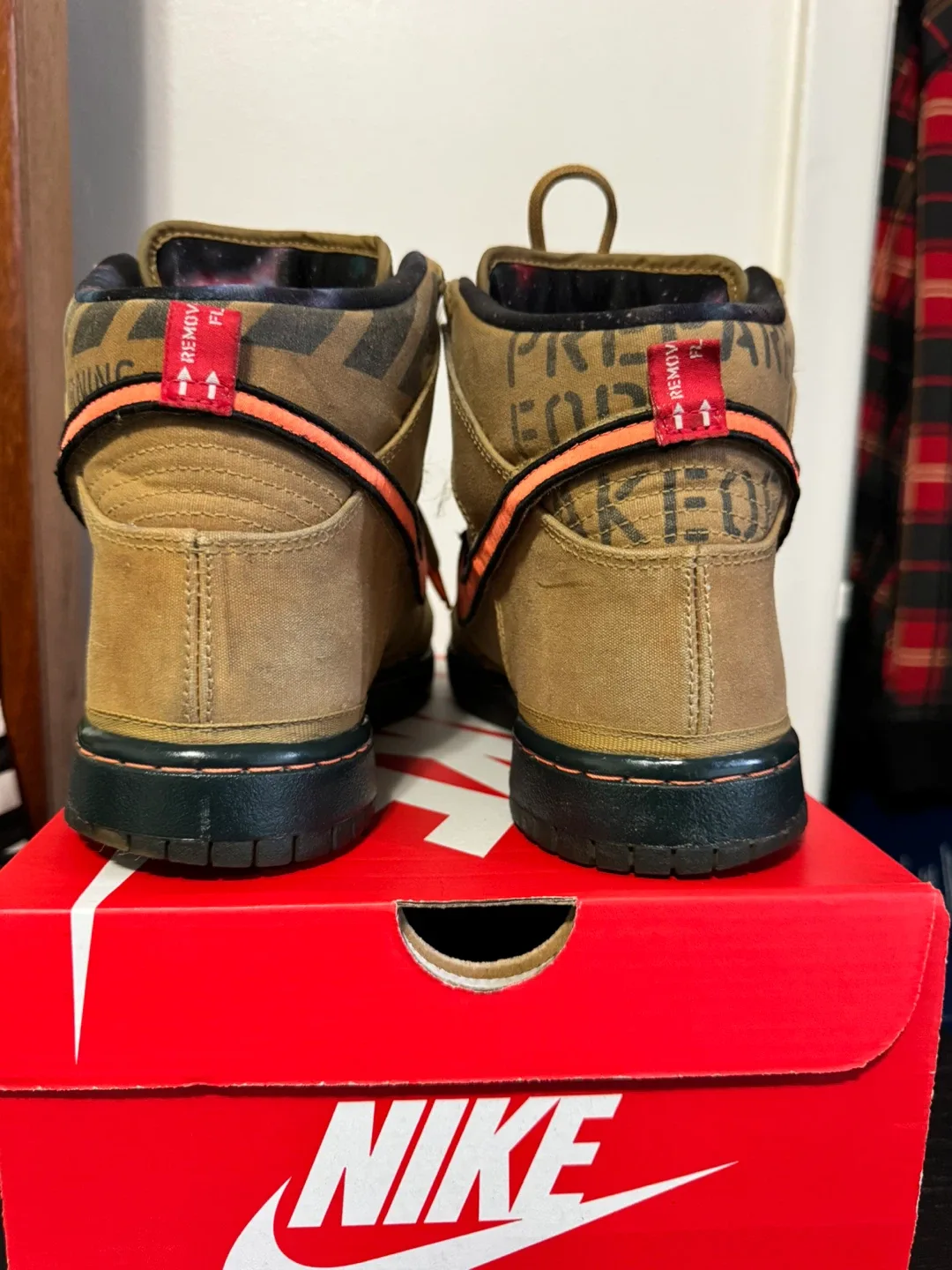 Nike Dunk High Premium Qs ‘Galaxy’ (2011) 11US image indicator(2)