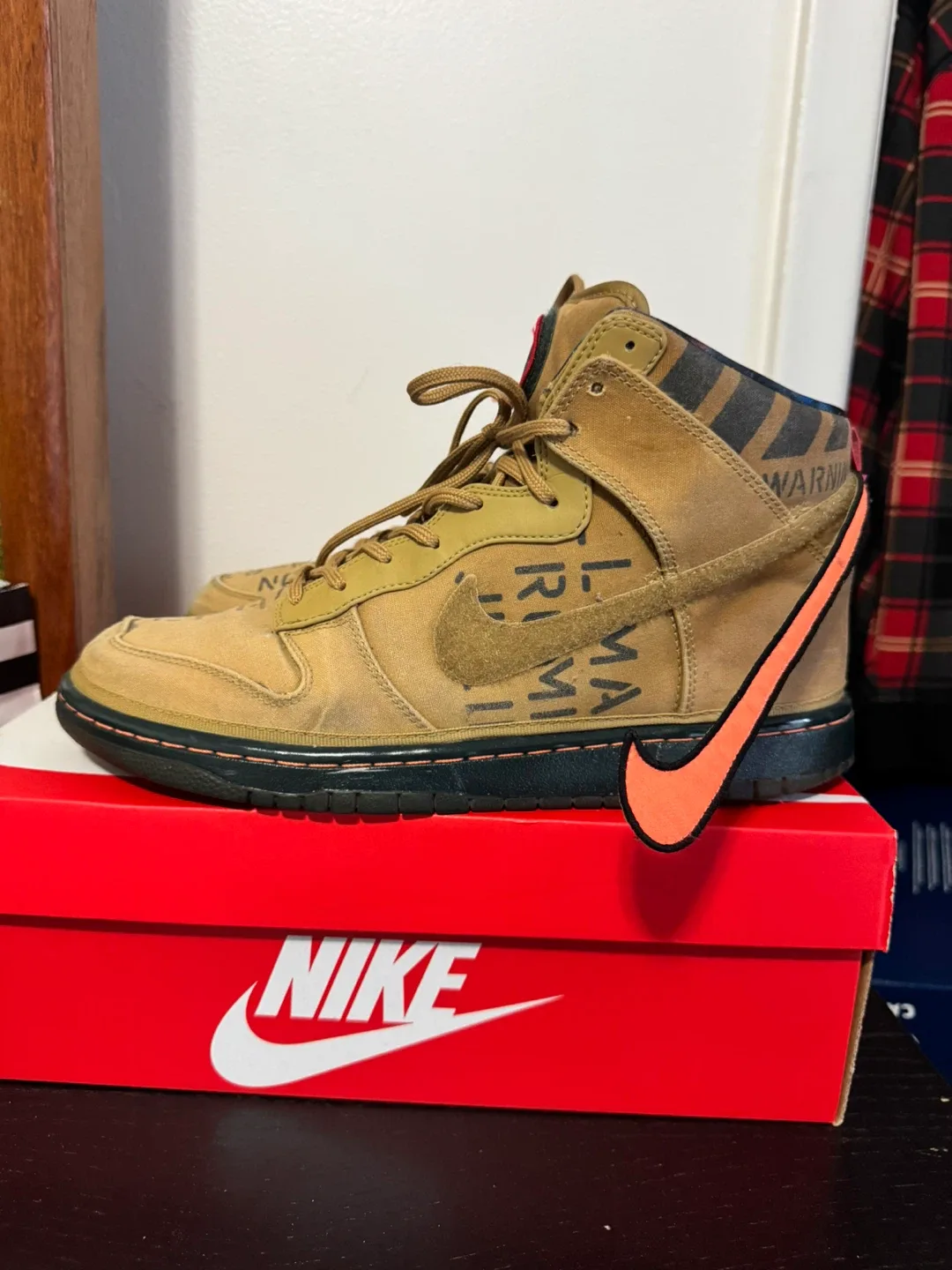 Nike Dunk High Premium Qs ‘Galaxy’ (2011) 11US image indicator(4)