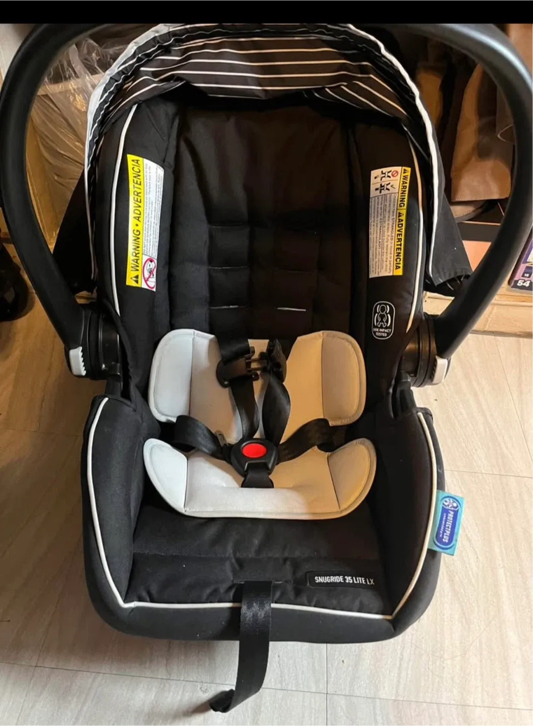 Graco SnugRide 35 Lite LX Infant Car Seat image indicator(3)