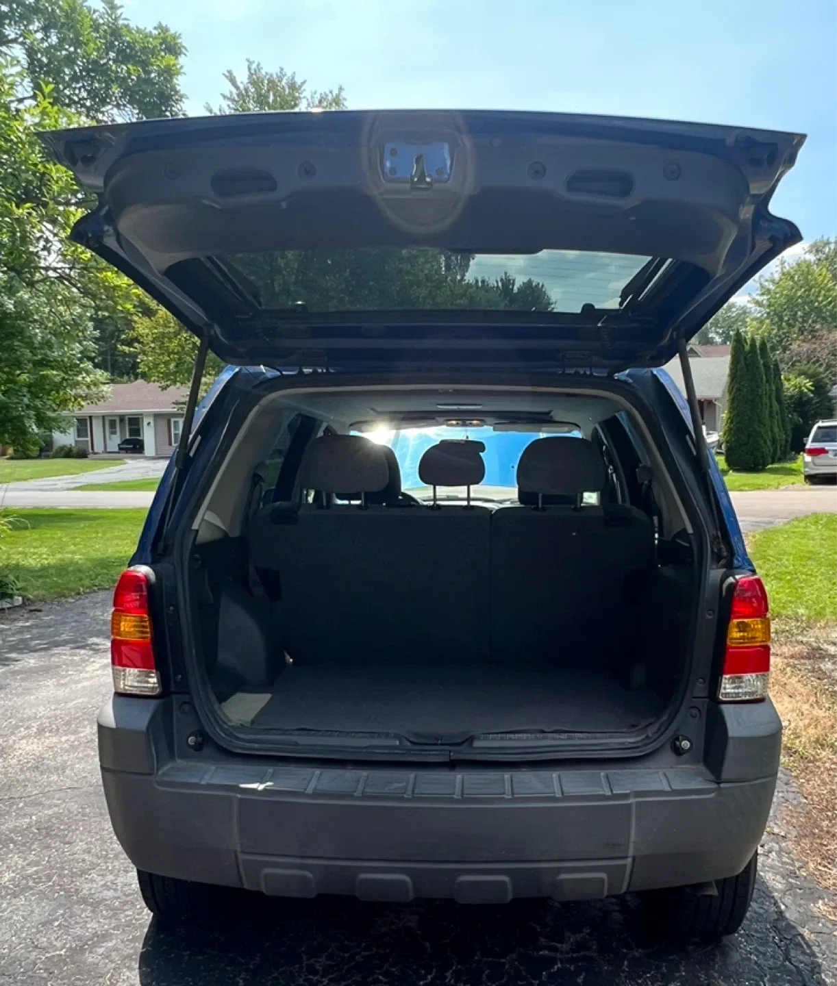 Ford Escape2007   XLT Blue SUV image indicator(6)