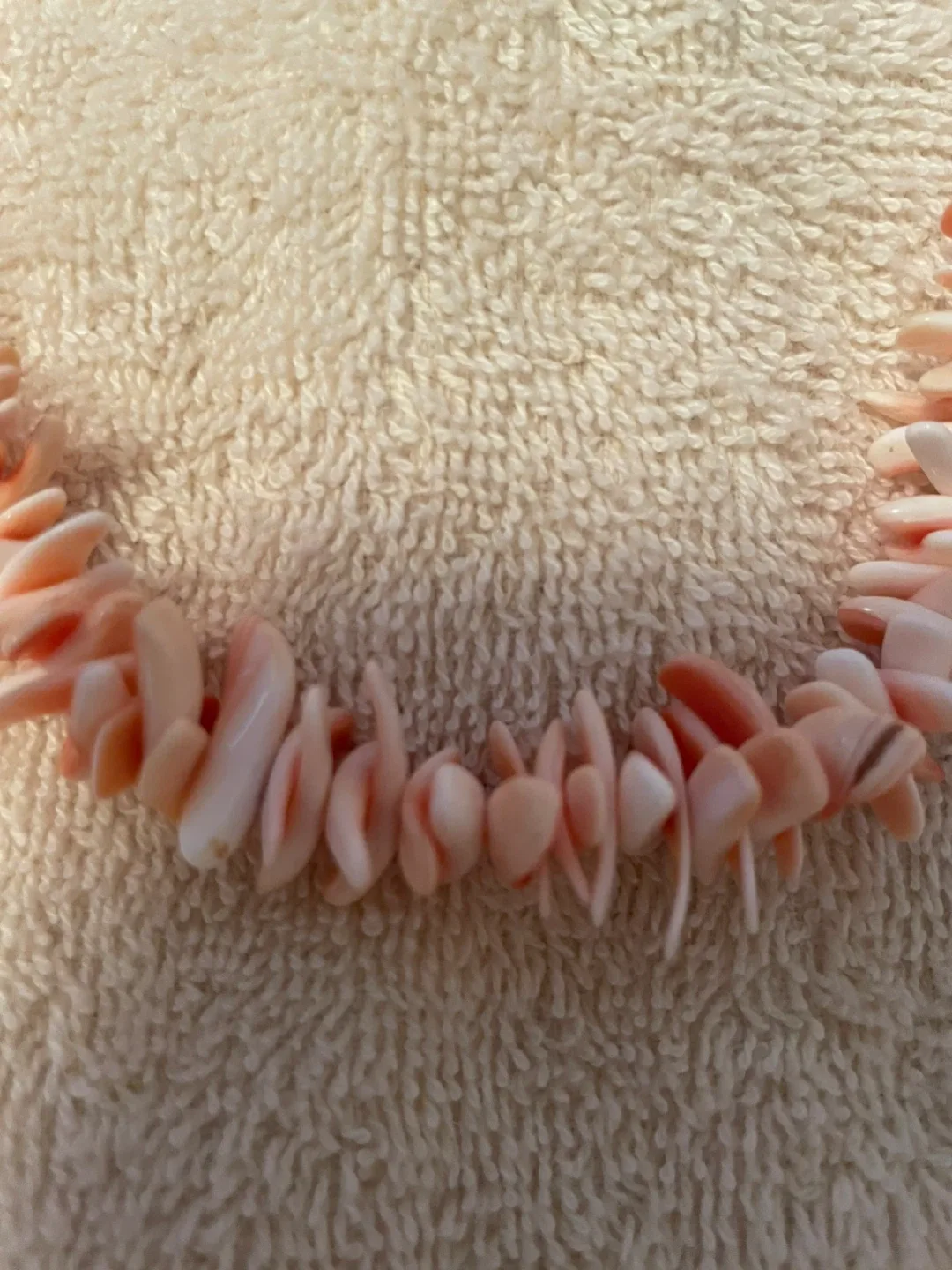Coral Necklace image indicator(2)