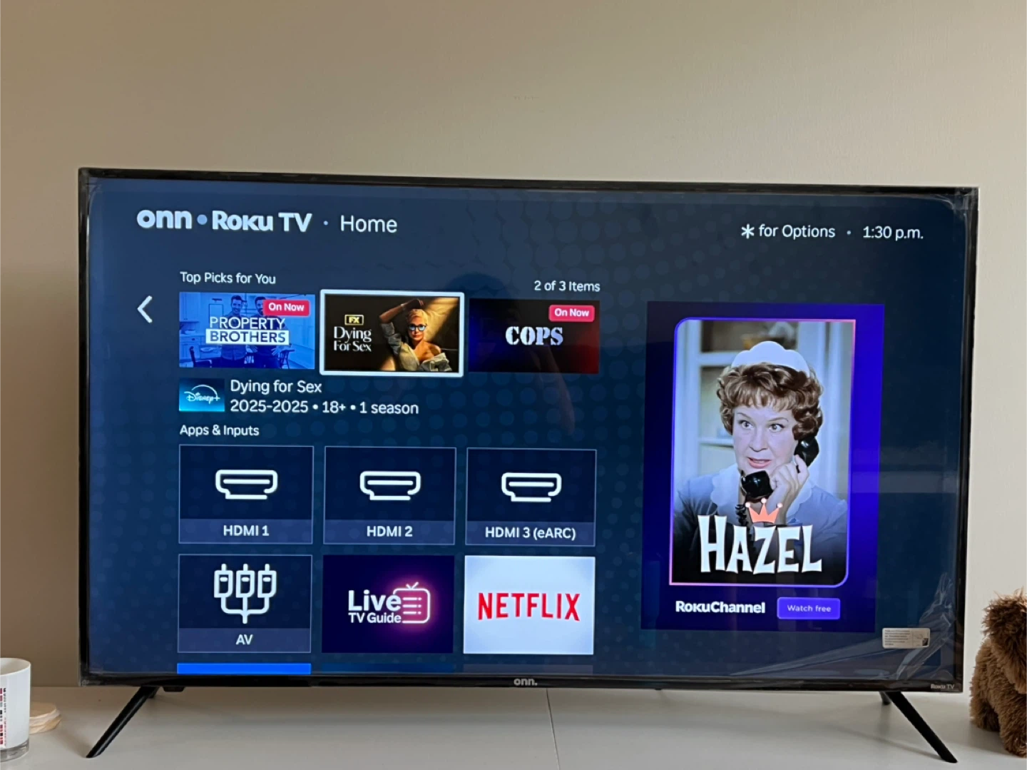 Onn Roku TV 44 inch - photo 2