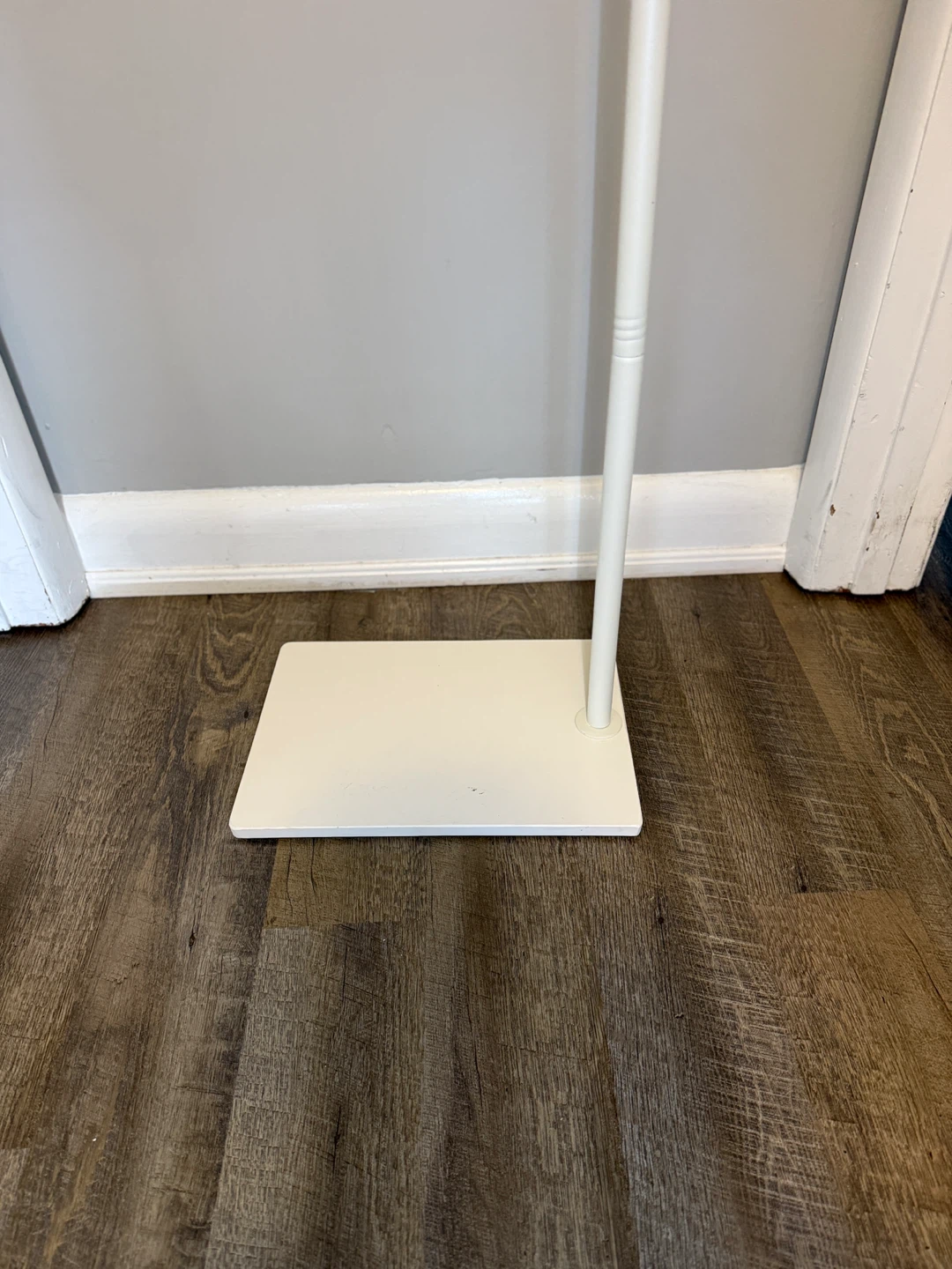 White Clothes Rack Stand - photo 2