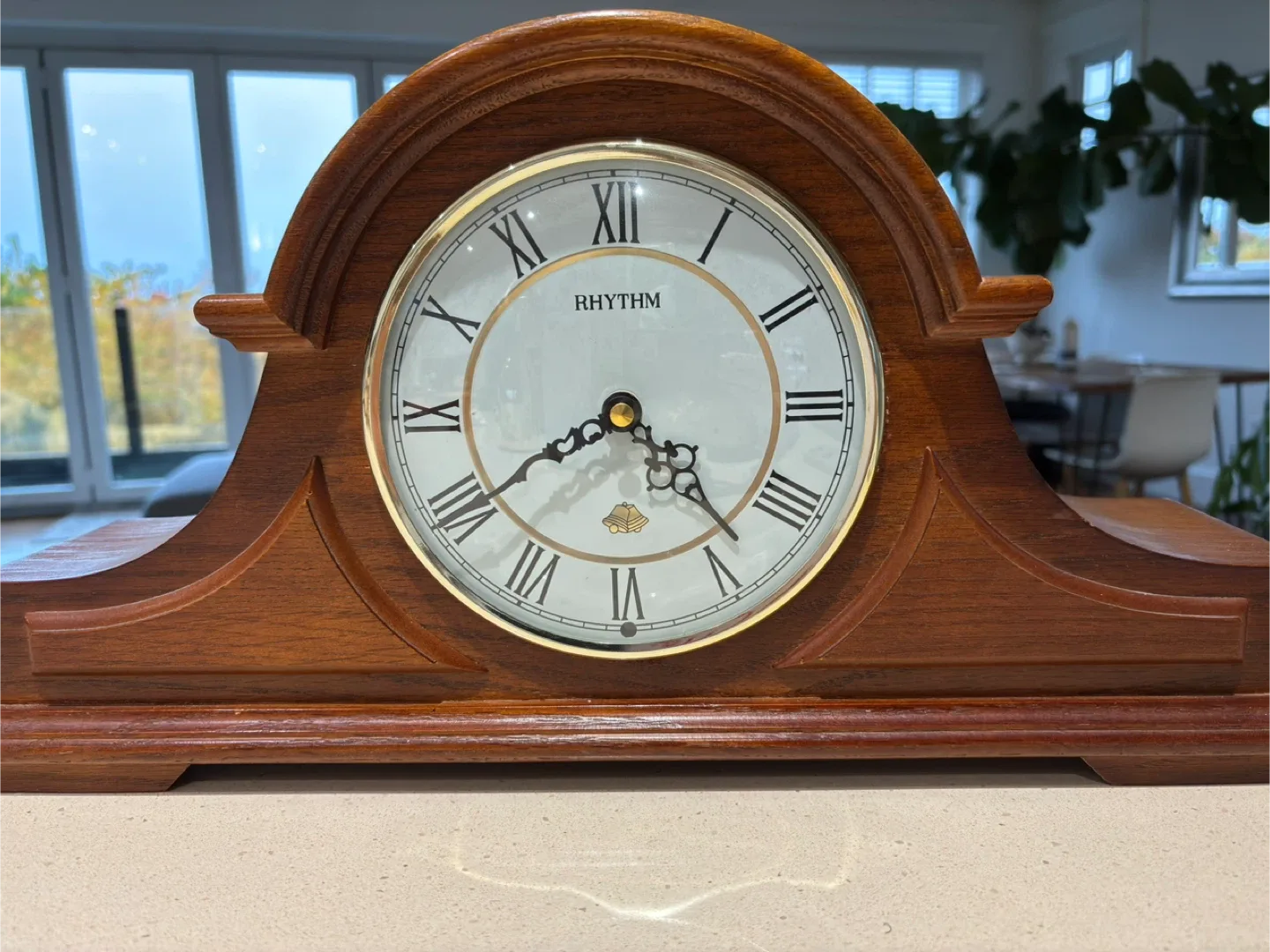 Rhythm Mantel Clock - Wood antique vintage image indicator(5)