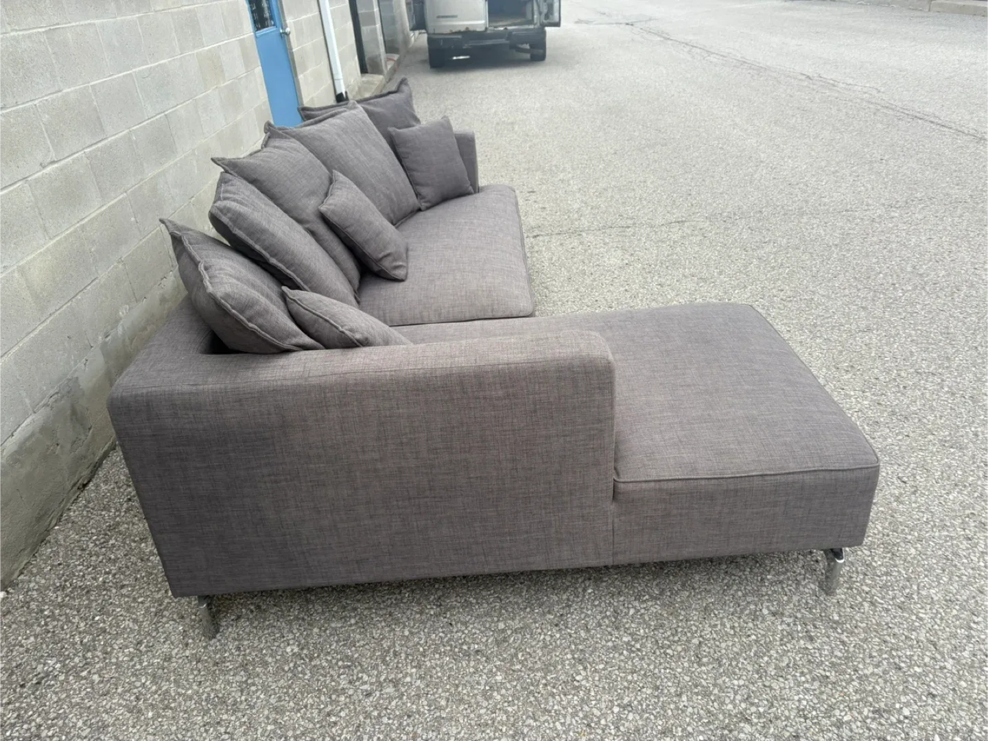 FREE DELIVERY✅  STRUCTUBE GREY SECTIONAL COUCH w/ CHAISE image indicator(4)