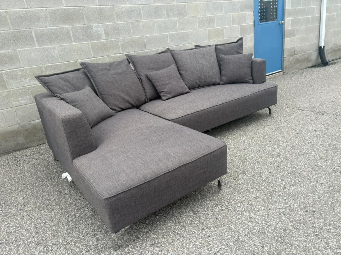 FREE DELIVERY✅  STRUCTUBE GREY SECTIONAL COUCH w/ CHAISE image indicator(9)