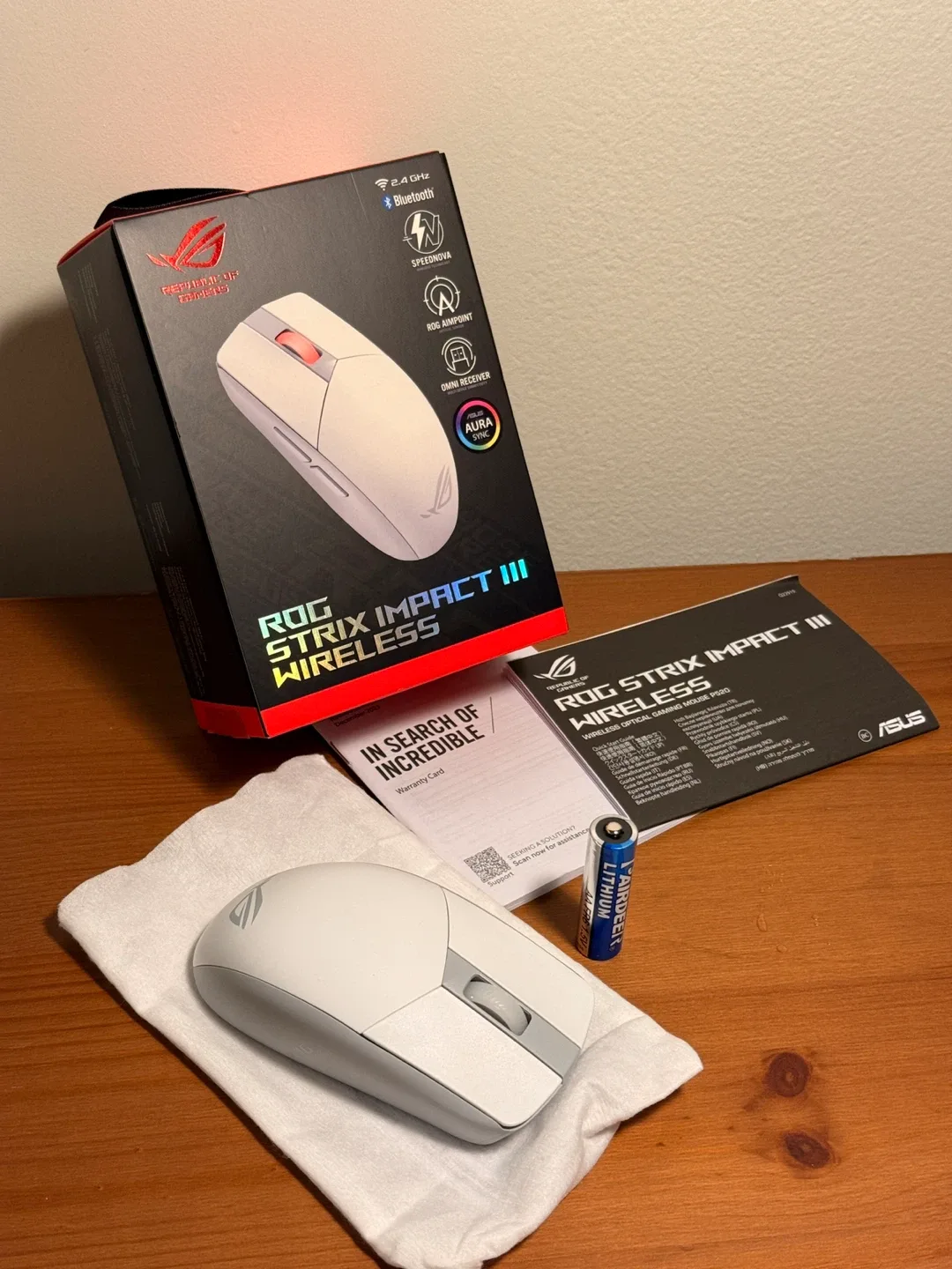 ASUS ROG Strix Impact III Wireless Mouse thumbnail