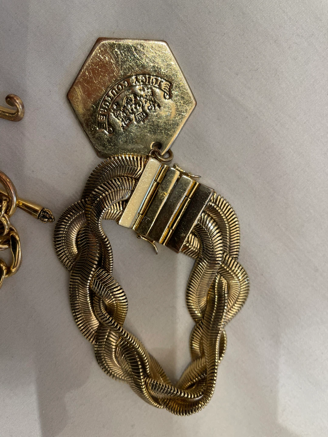 Vintage Juicy Couture Gold Bracelet Set - photo 3