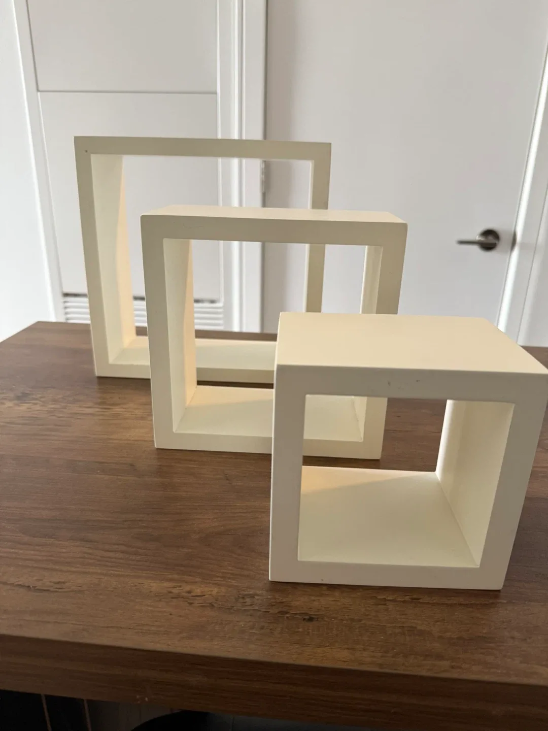 White Cube Shelves - Set of 3 thumbnail