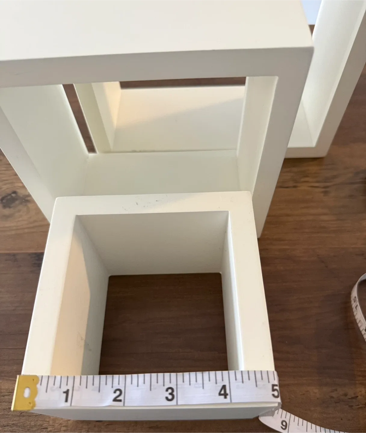 White Cube Shelves - Set of 3 image indicator(5)