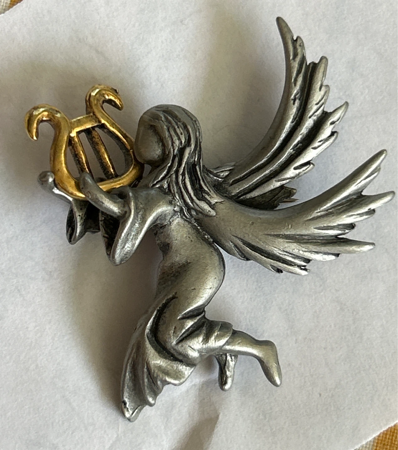Vintage Mugu Angel Harp Brooch - photo 2