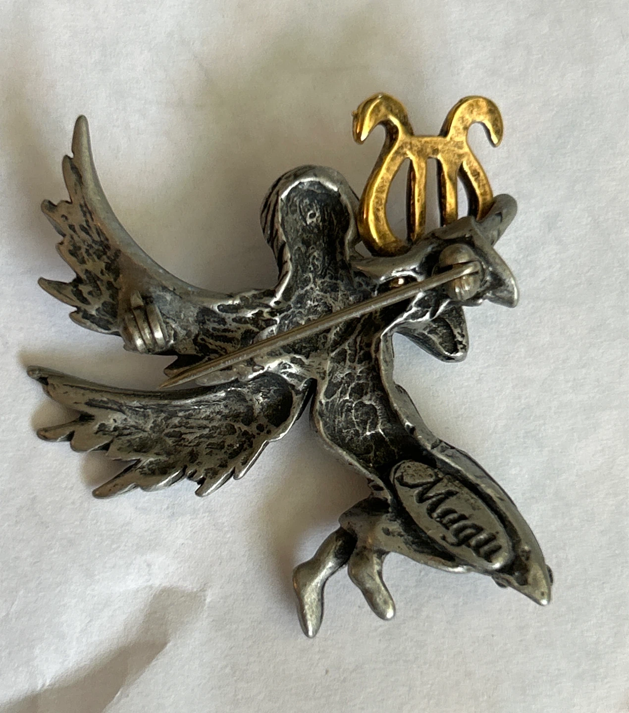 Vintage Mugu Angel Harp Brooch - photo 3