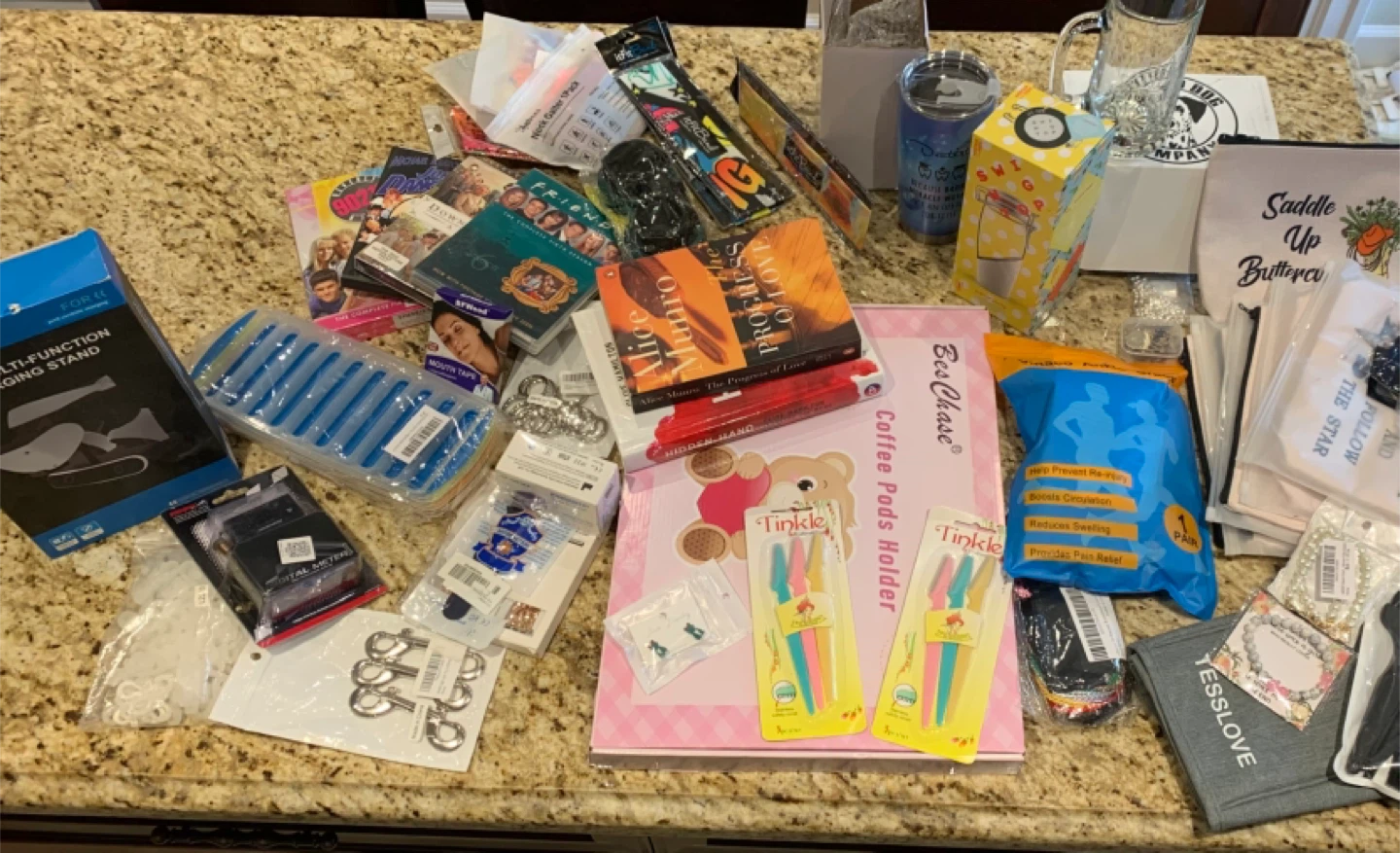 Mixed items - books, beauty, home goods - photo 2