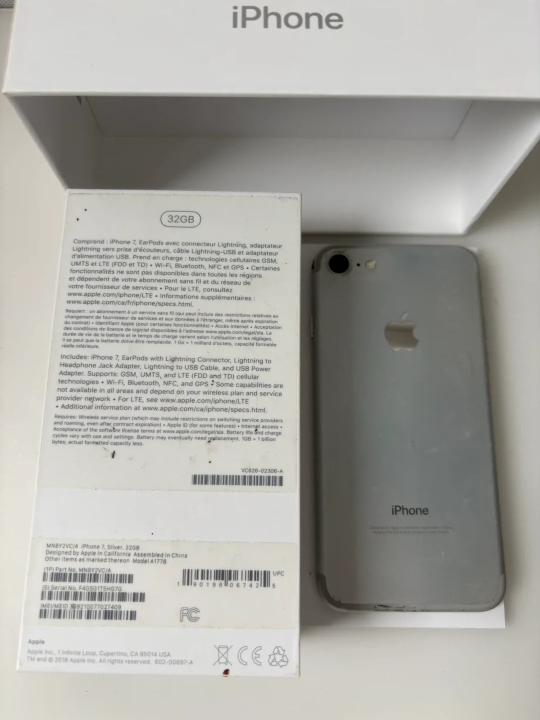 Apple iPhone 7 Silver 32GB image indicator(3)