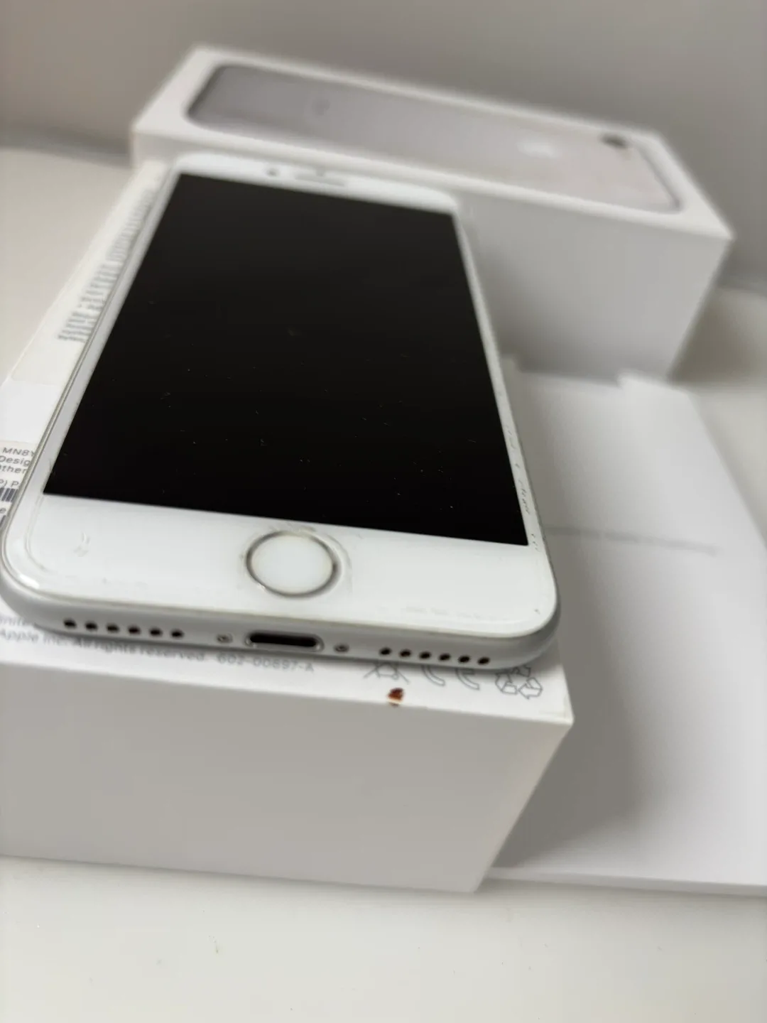 Apple iPhone 7 Silver 32GB image indicator(5)