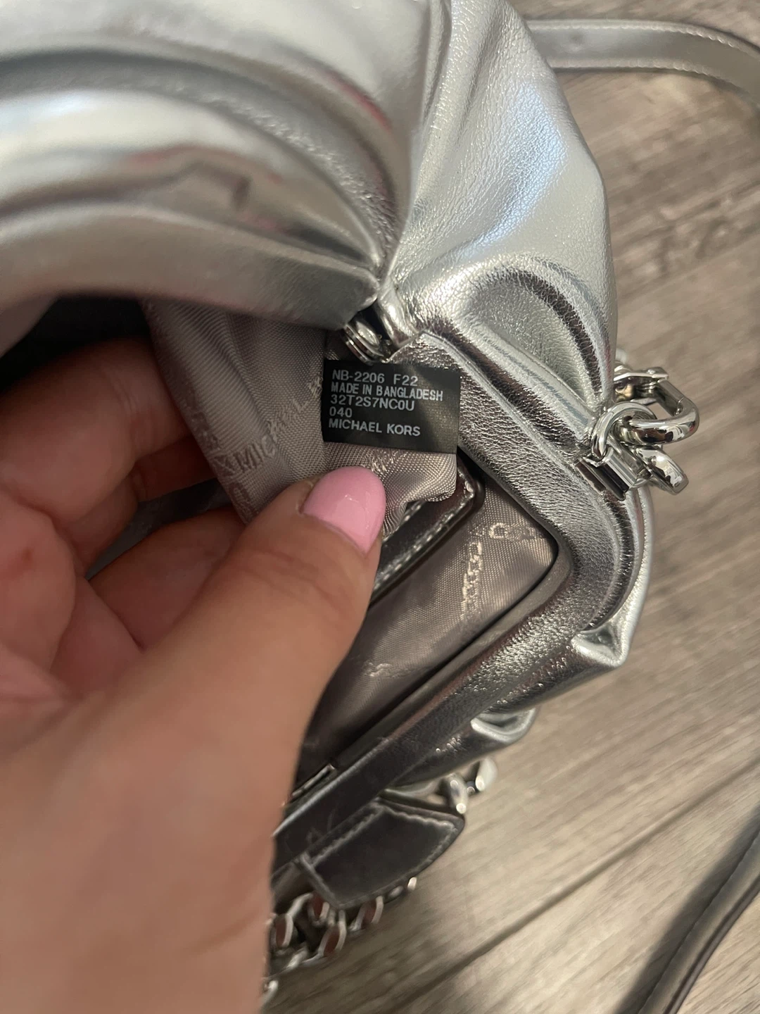 Michael Kors Silver Clutch Bag - photo 4