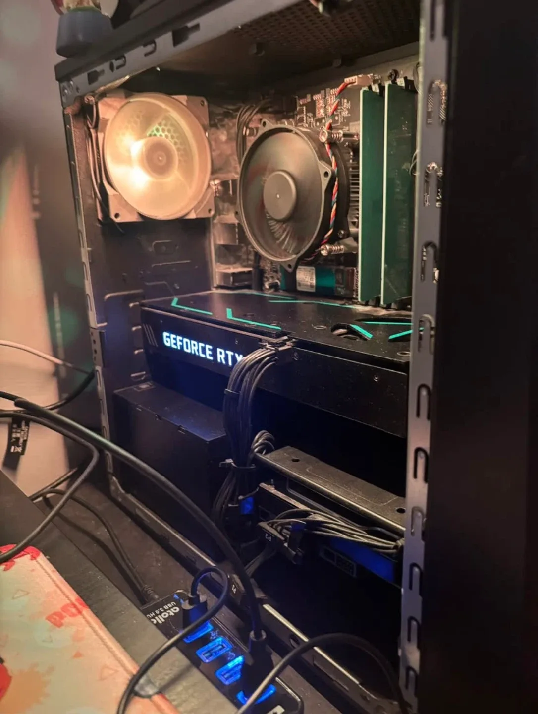 Acer Predator Orion 3000 Gaming PC image indicator(2)