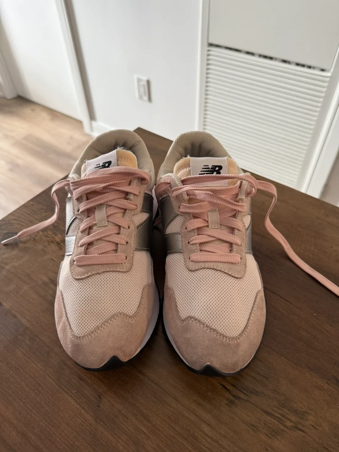 New Balance 237 Pink/Silver Women's Size 8 image indicator(2)