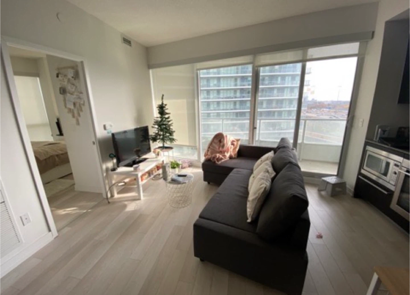 IKEA FRIHETEN Corner Sofa Bed - Skiftebo Dark Gray - photo 4