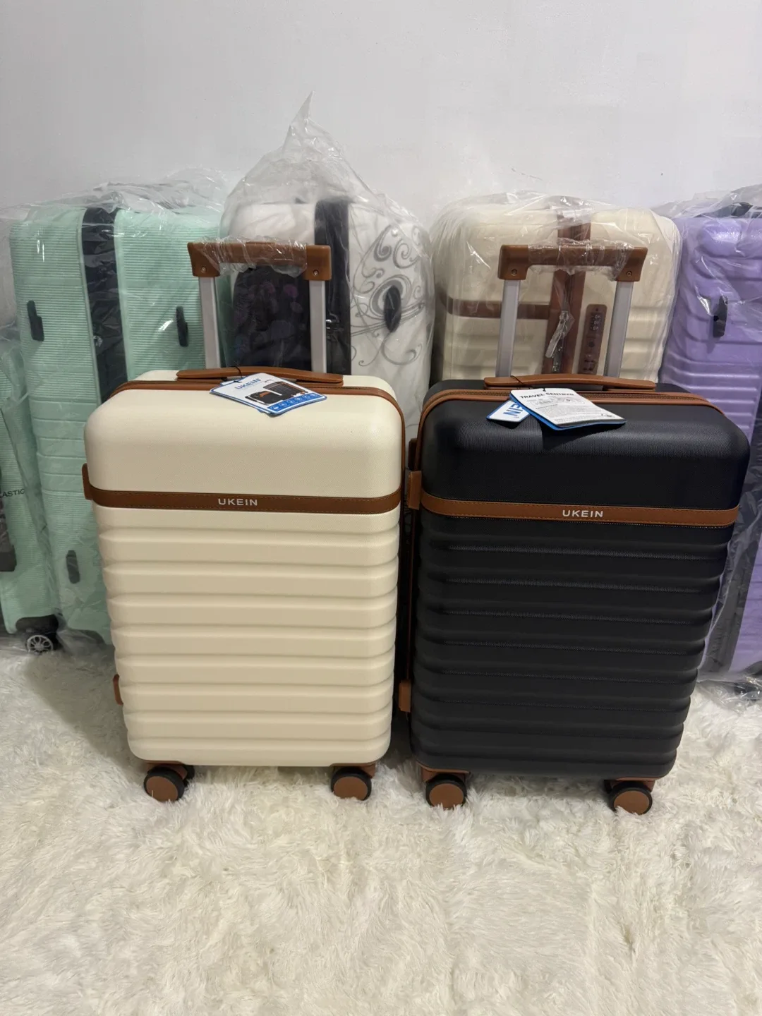Brand New 20inch UKEIN Carry-on Luggage thumbnail
