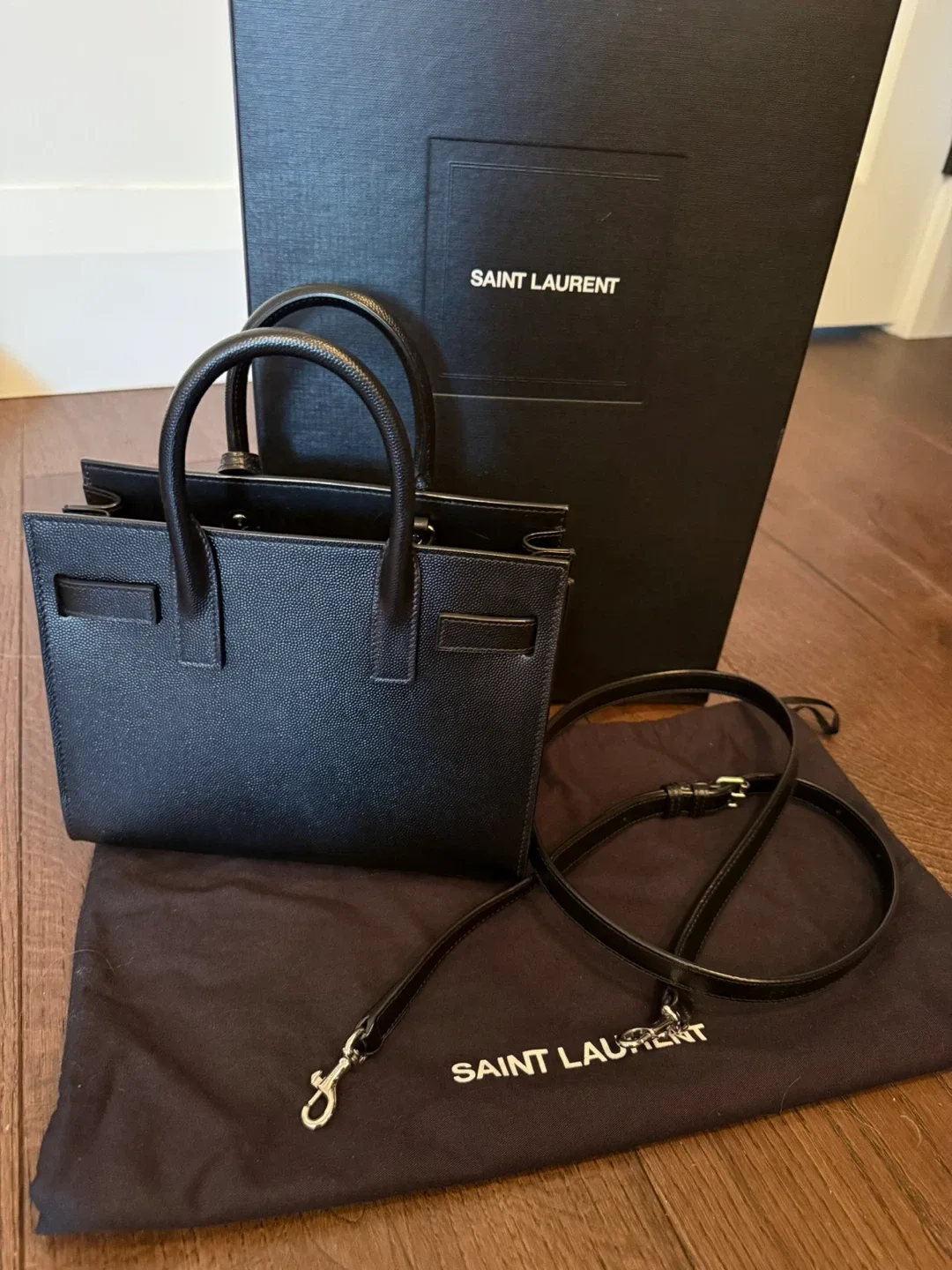 Saint Laurent Nano Sac De Jour Black image indicator(2)
