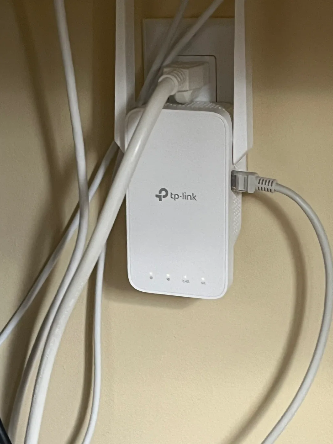 TP-Link AC1200 Mesh WiFi Extender RE315 image indicator(2)