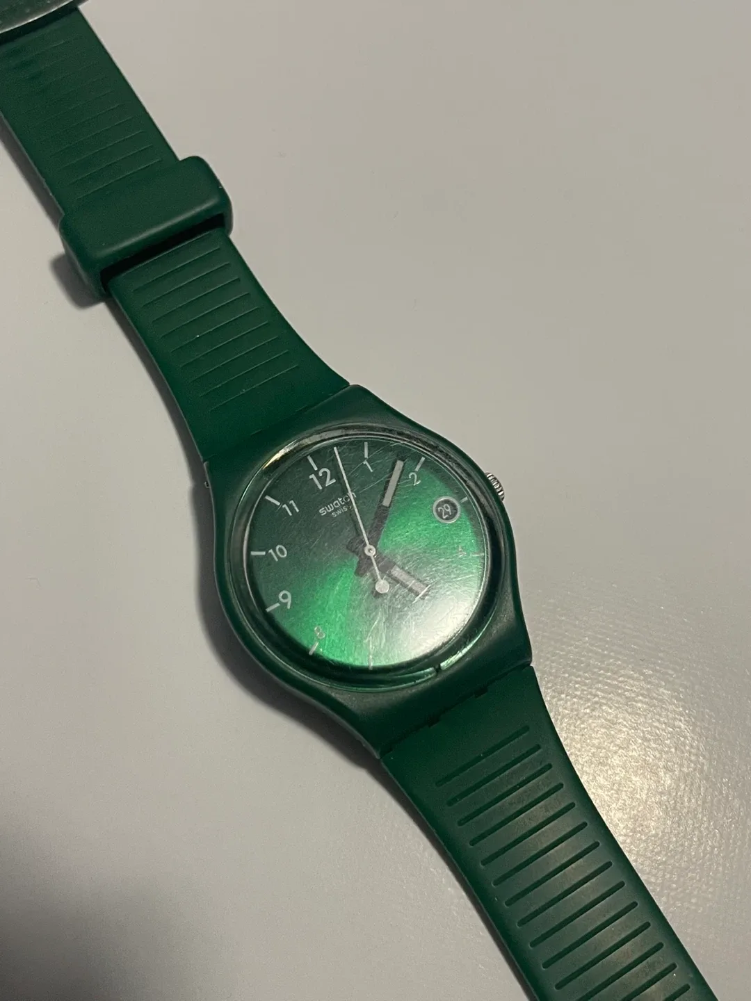 Kids Swatch Watch in Green with Box image indicator(2)
