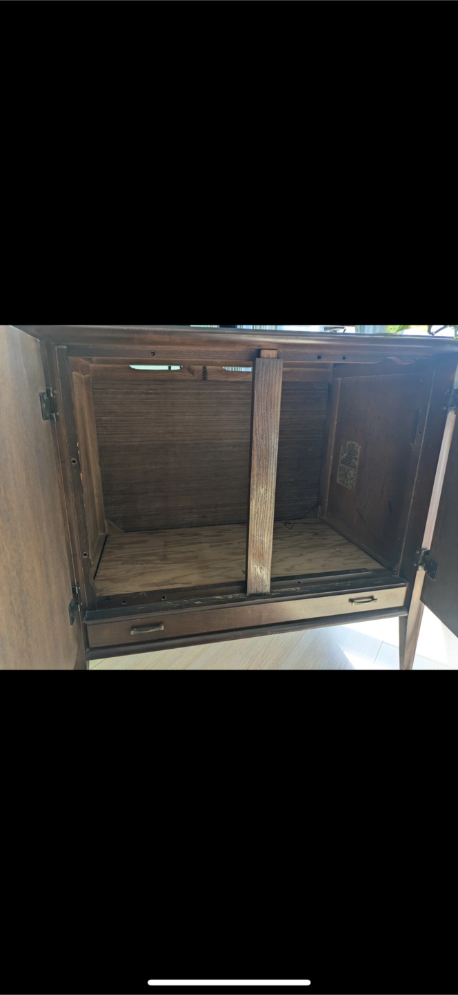 Vintage Cabinet - photo 3