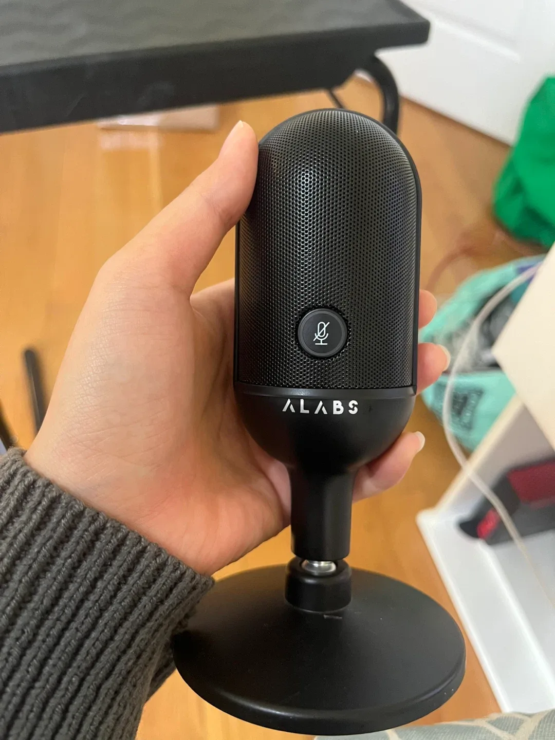 ALABS Microphone - Black image indicator(2)