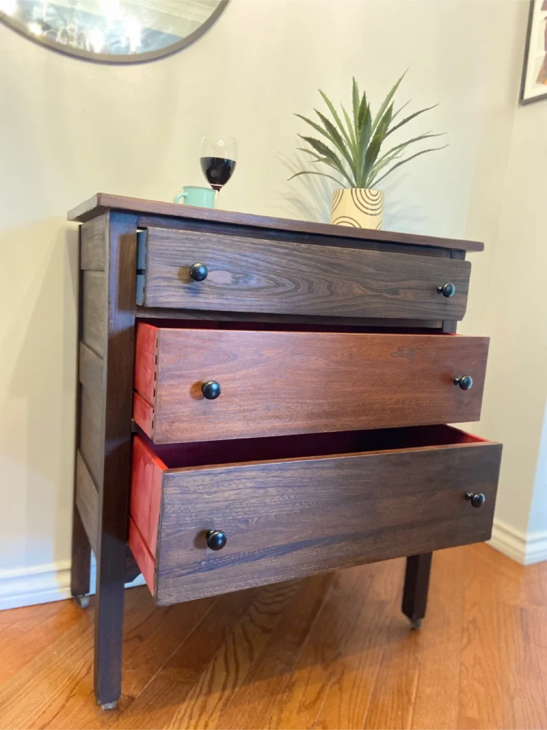 Wood 3-Drawer Dresser image indicator(4)