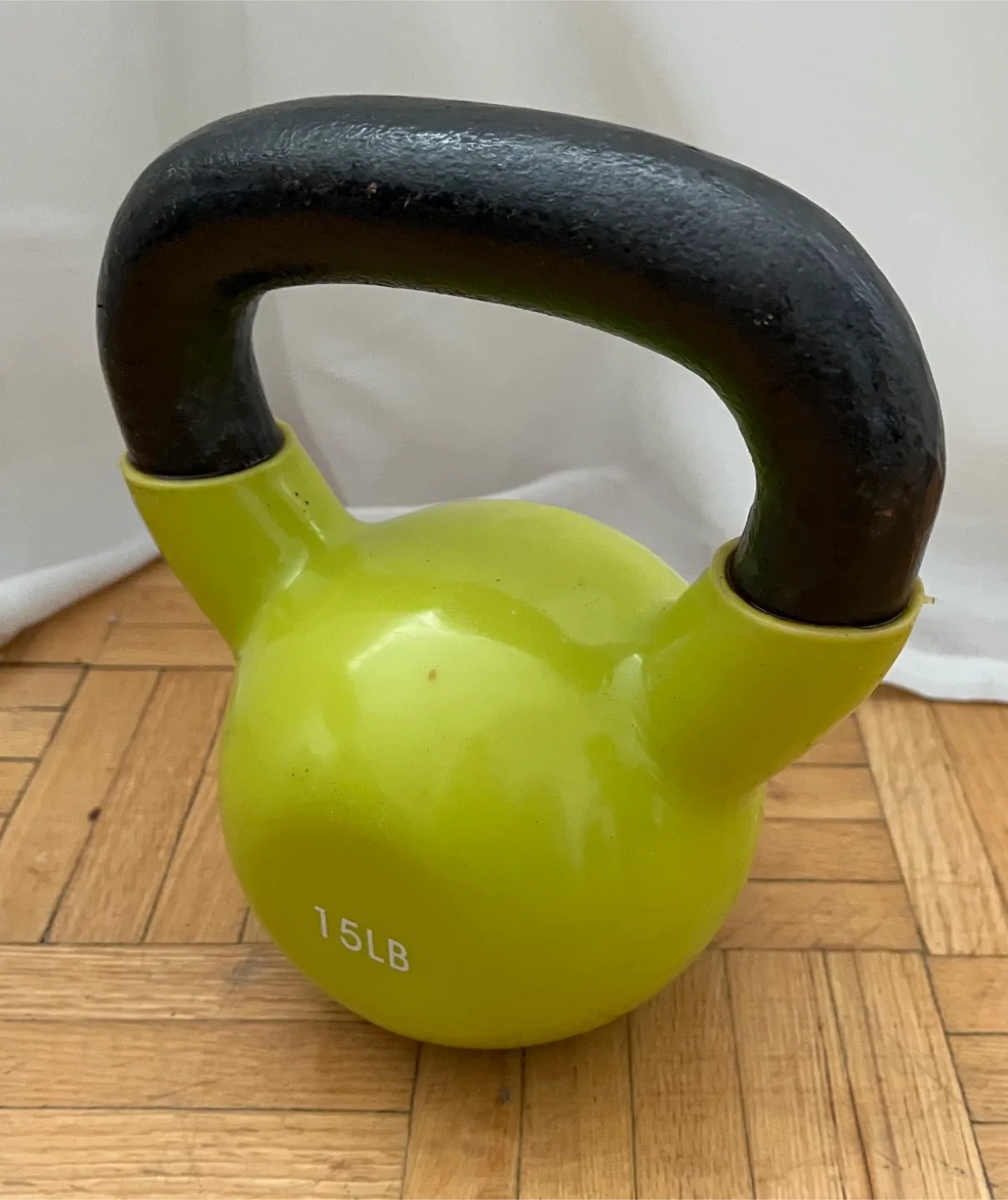 Fitness 15LB Kettlebell image indicator(2)