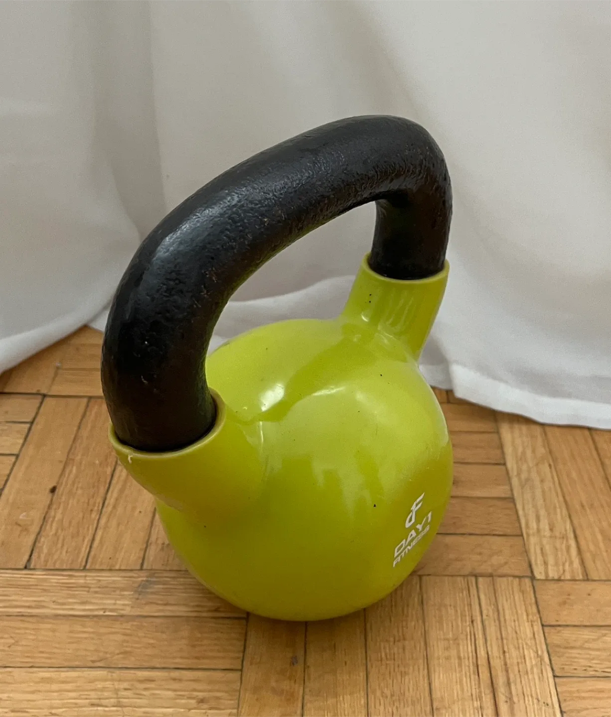 Fitness 15LB Kettlebell image indicator(5)