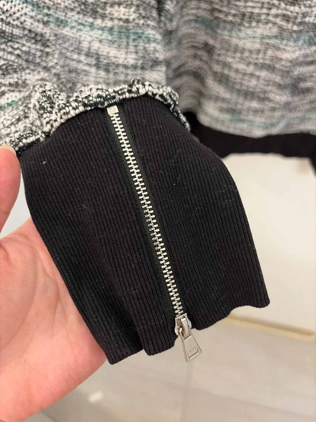 DKNY Knit Sweater image indicator(4)