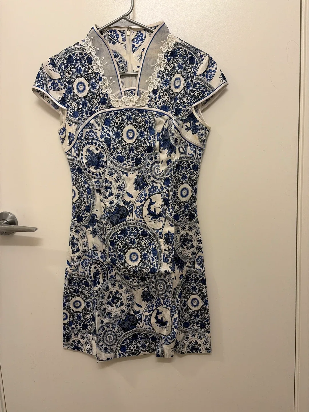 Chinese Cheongsam- Size 165/88A thumbnail